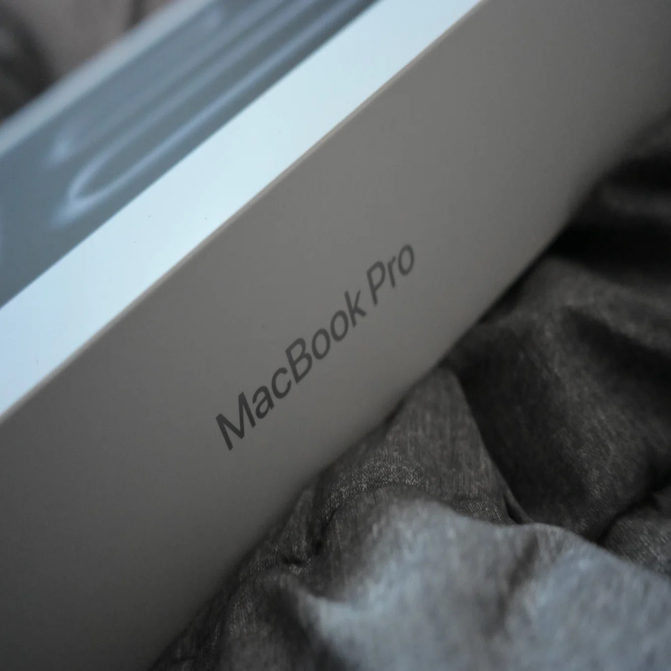 MacBook Pro M5が届いた。｜KOZO