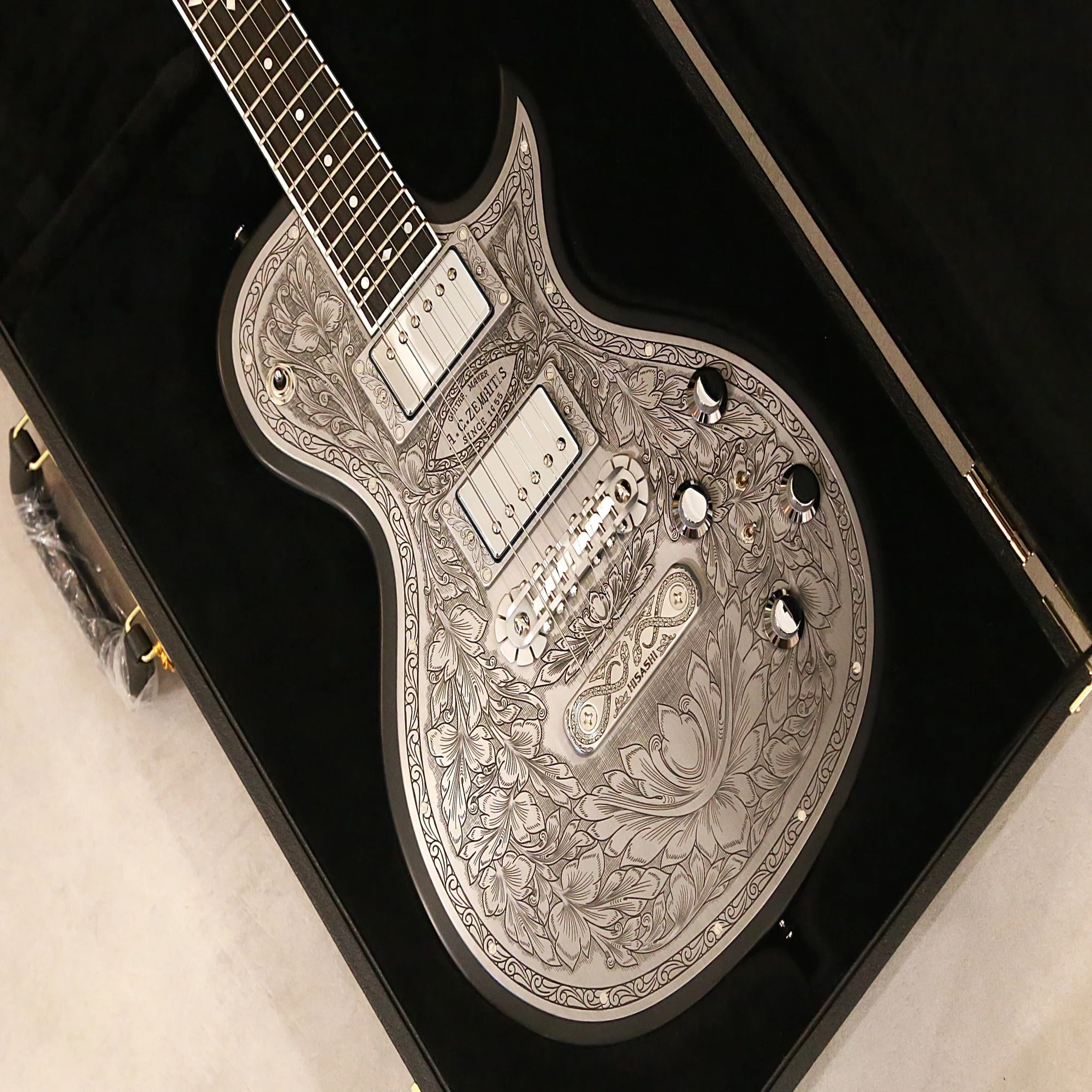 各1本ずつのみ！GLAY HISASHI氏のZEMAITIS シグネチャーモデルが入荷 