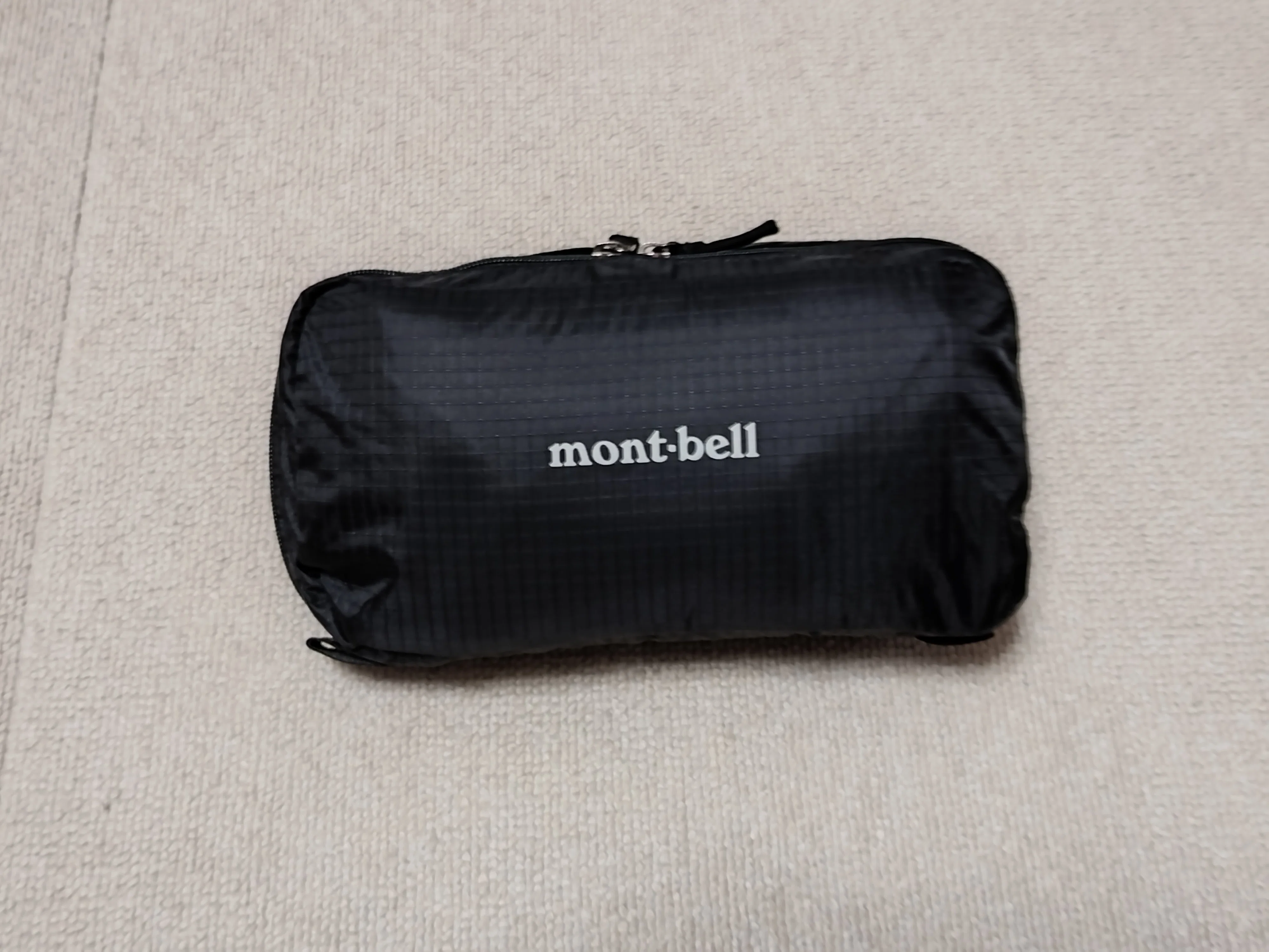 ポーチの中身紹介 montbell│トラベルキットパック M｜ずØ。