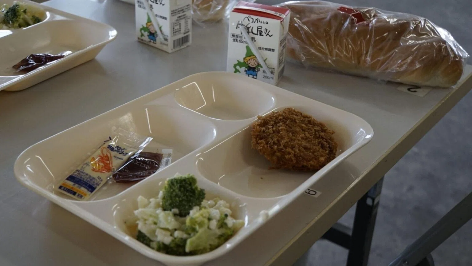 刑務所 食事