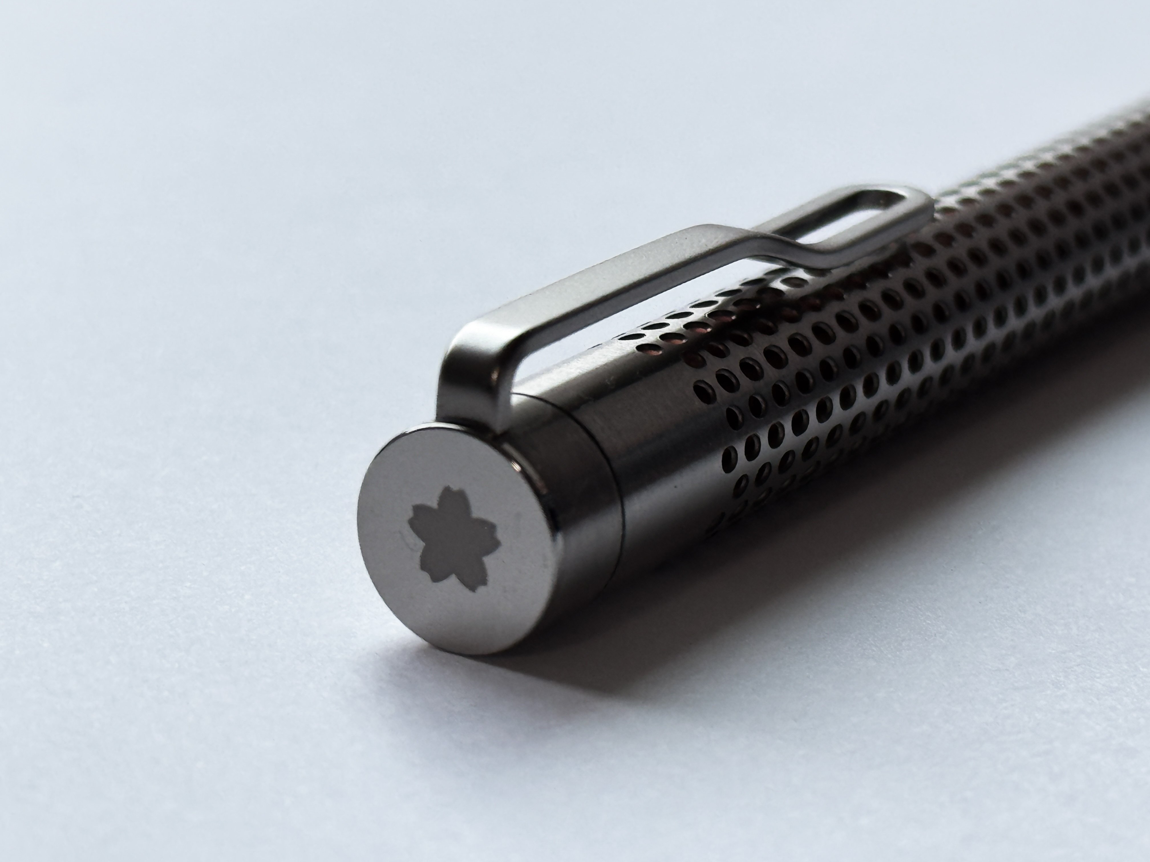 ULTIMATE STATIONERY REVIEW】#003 【ごめんなさい、神です。】SAKURA