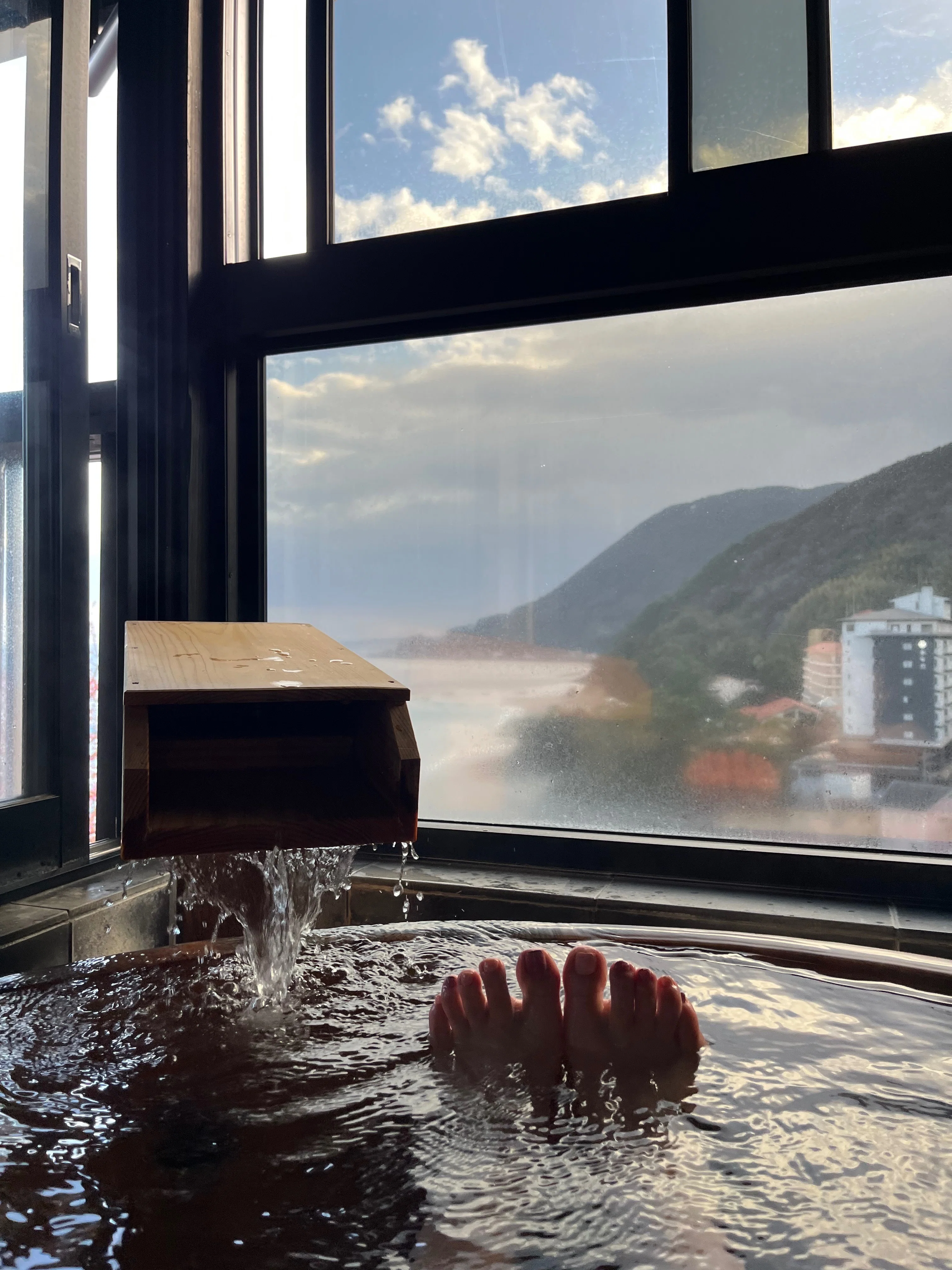 Kiri no Kaori Sakura] A hidden retreat in Izu, beautiful with the