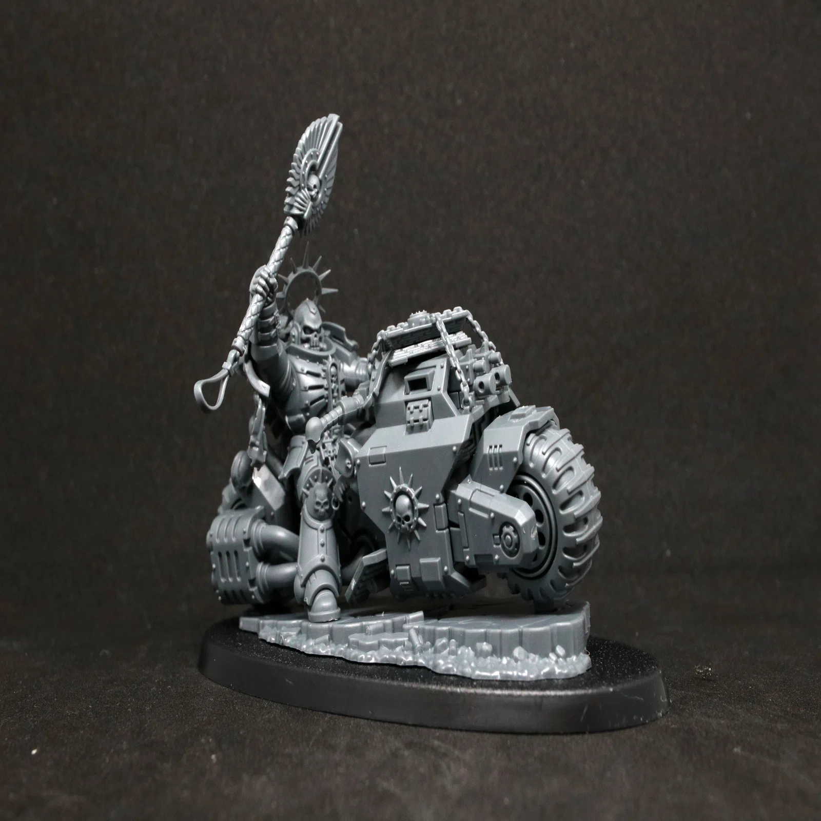 Warhammer 40k プライマリス・チャプレイン バイク騎乗を塗る｜akaikura