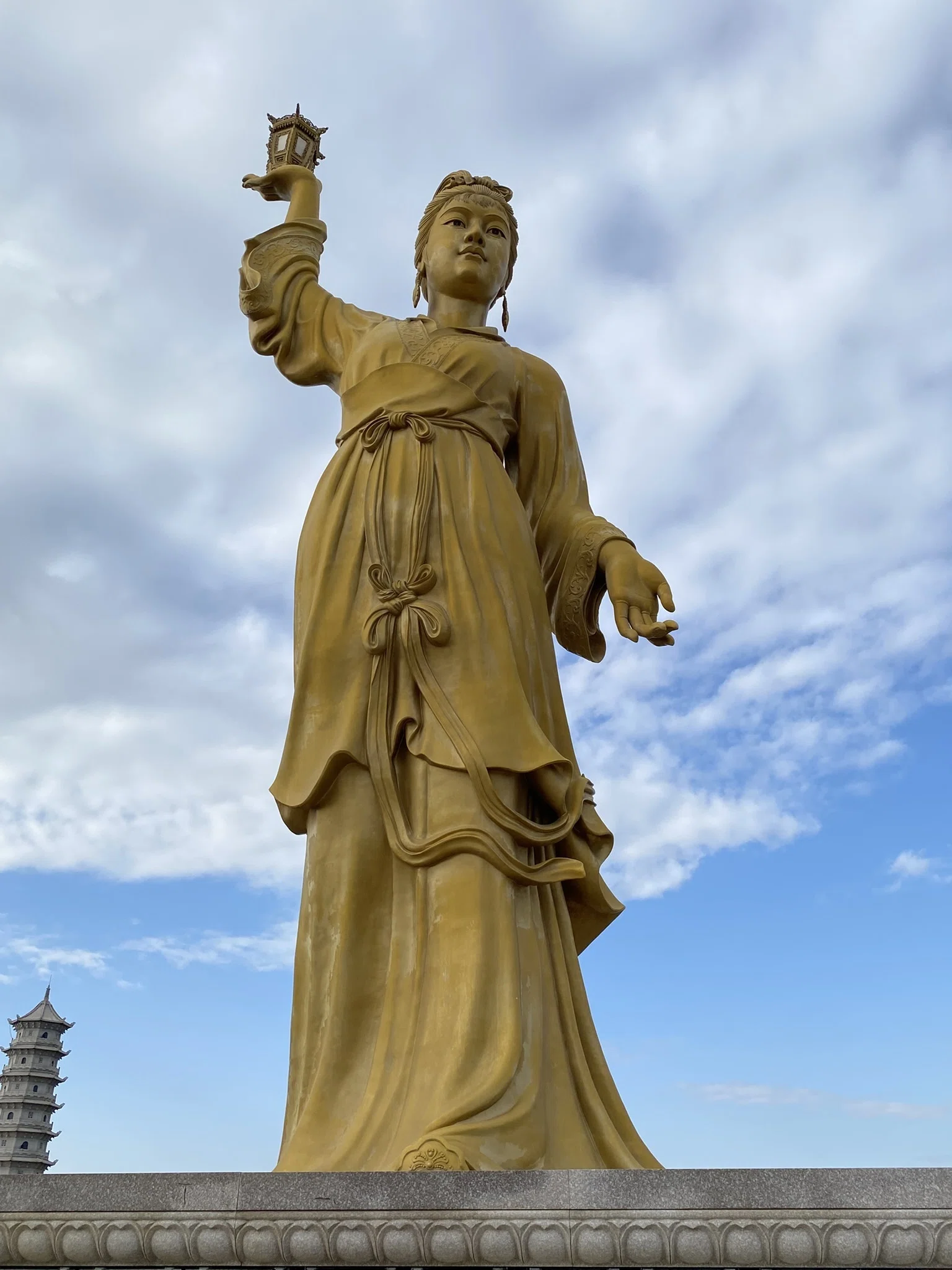 【Tao様優先　古い豊穣祈願像 約50㎝ 木彫 祖霊信仰 女神像 19世紀頃】 媽祖様の故郷・中国福建省の湄洲島へ行こう｜台湾DEEPS