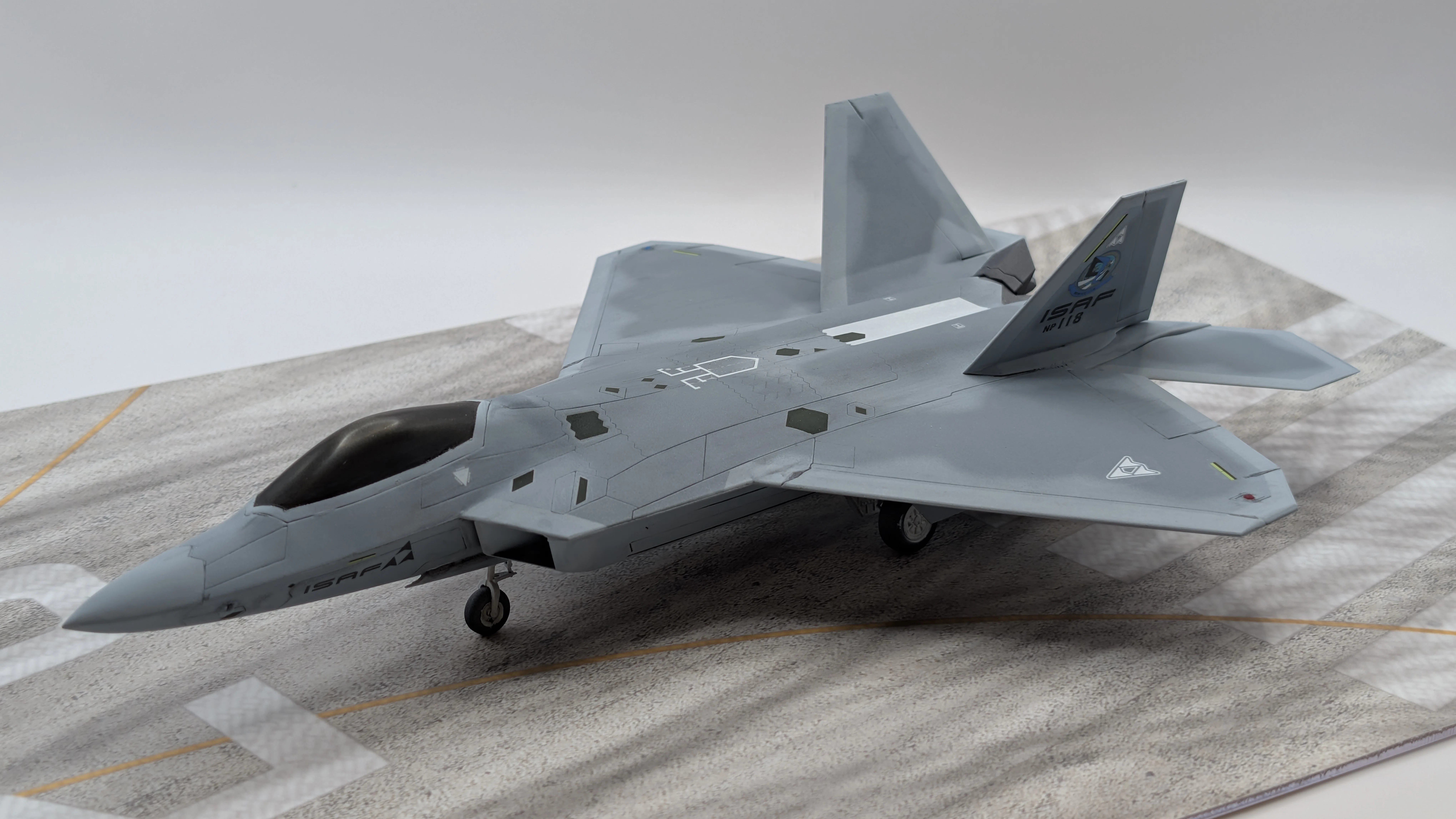 1/72 ハセガワ F-22 ISAF空軍メビウス1制作記｜サトタツの雑記