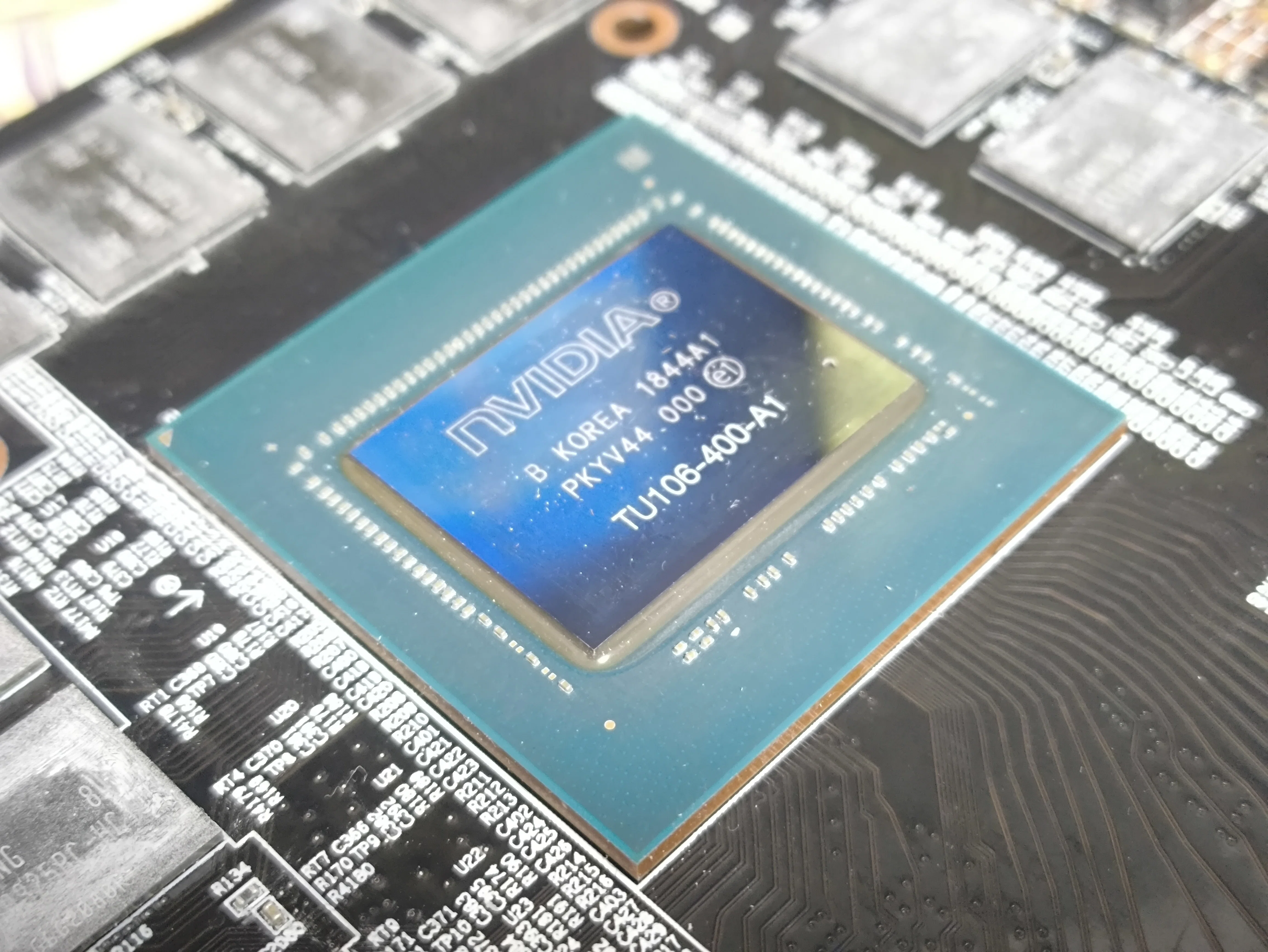 中古で買ったRTX2070が多分マイニング上がりなんだろうなーとわかる