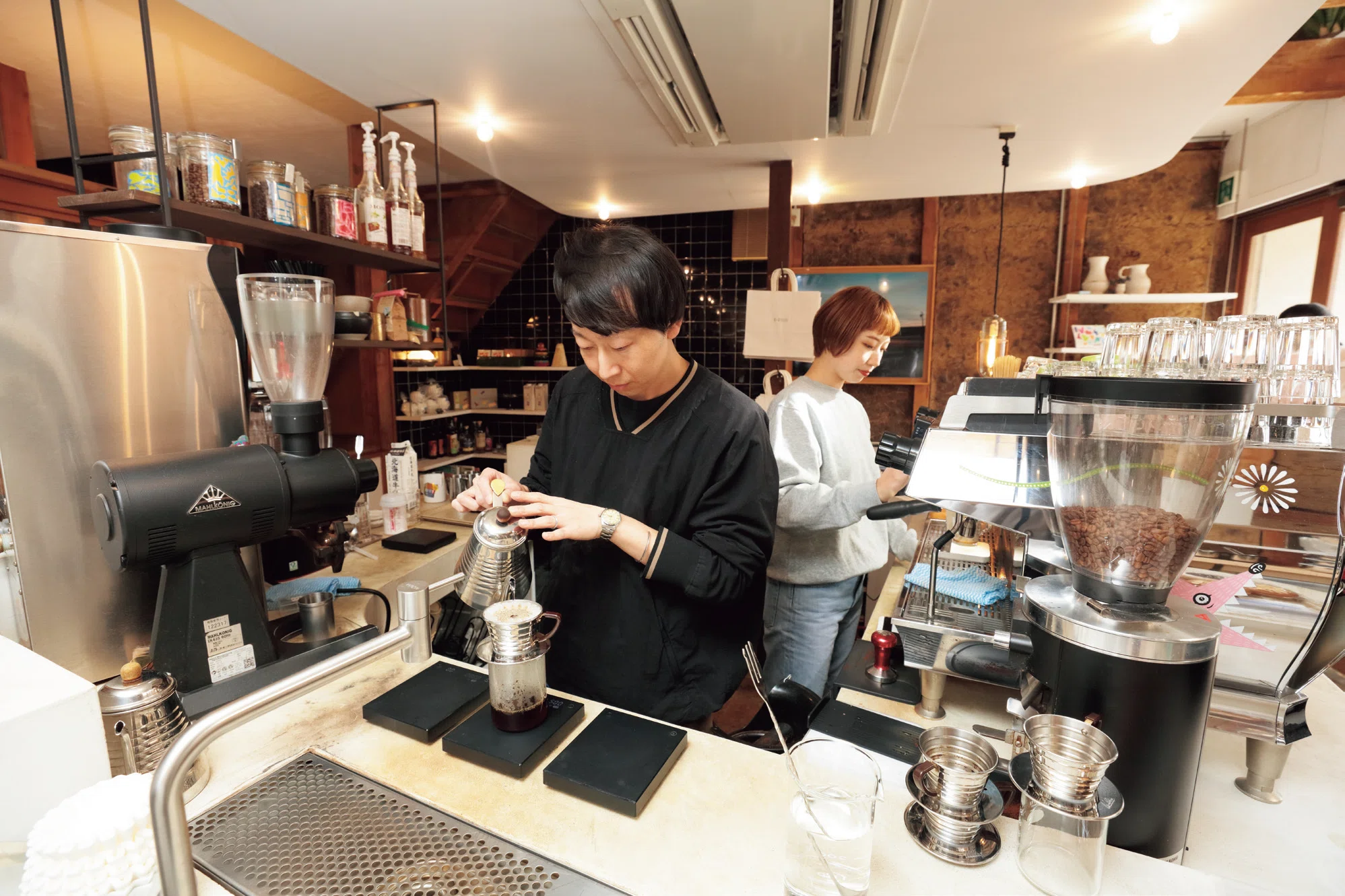 コーヒー専門家に。カフェ開業に。 新栄のゼクスコーヒーはWi-Fi電源完備のノマドワーカー必見のカフェ