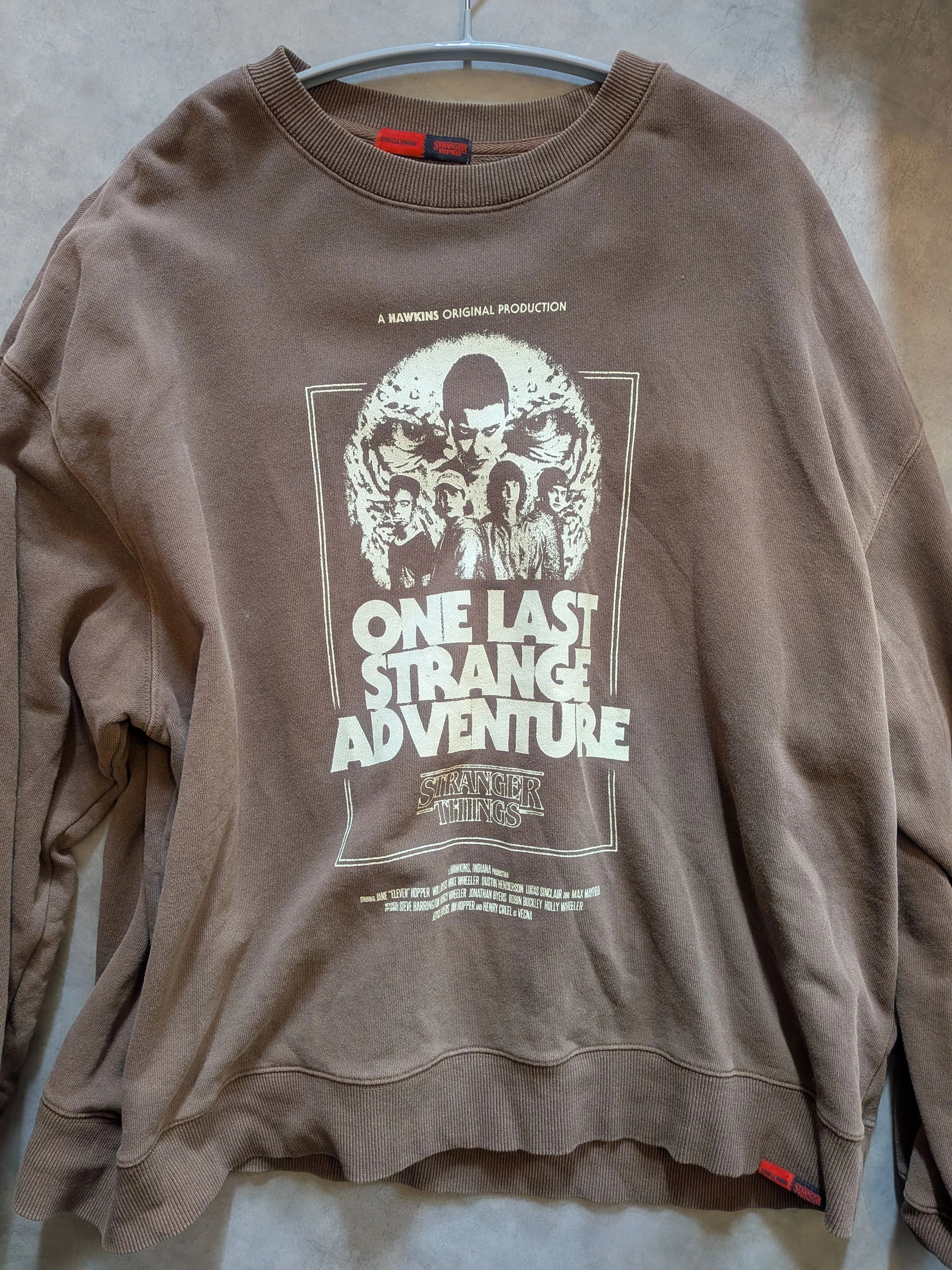 ストレンジャーシングス tシャツ 白 新品 ストレンジャー・シングス 白 