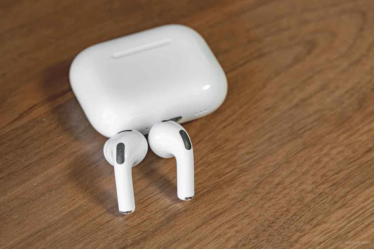 イヤホン:Apple「AirPods Pro 3」