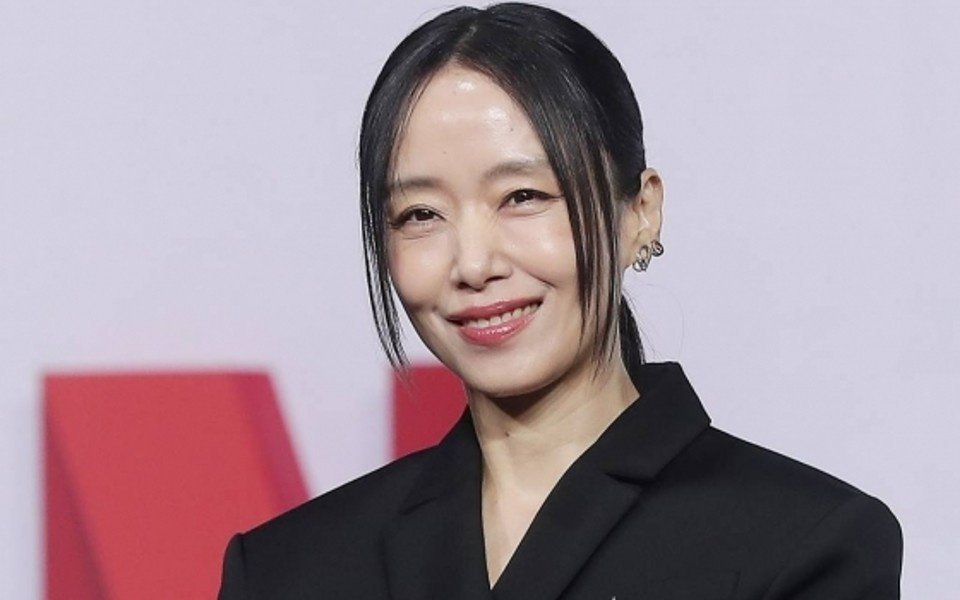 チョン・ドヨン ― 「感情の深度で支配する“演技最優先フェイス