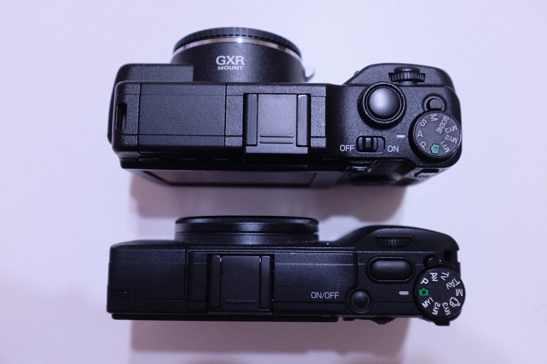今は無き、Ricoh製変態カメラのGXRシリーズ！？｜xaymaca