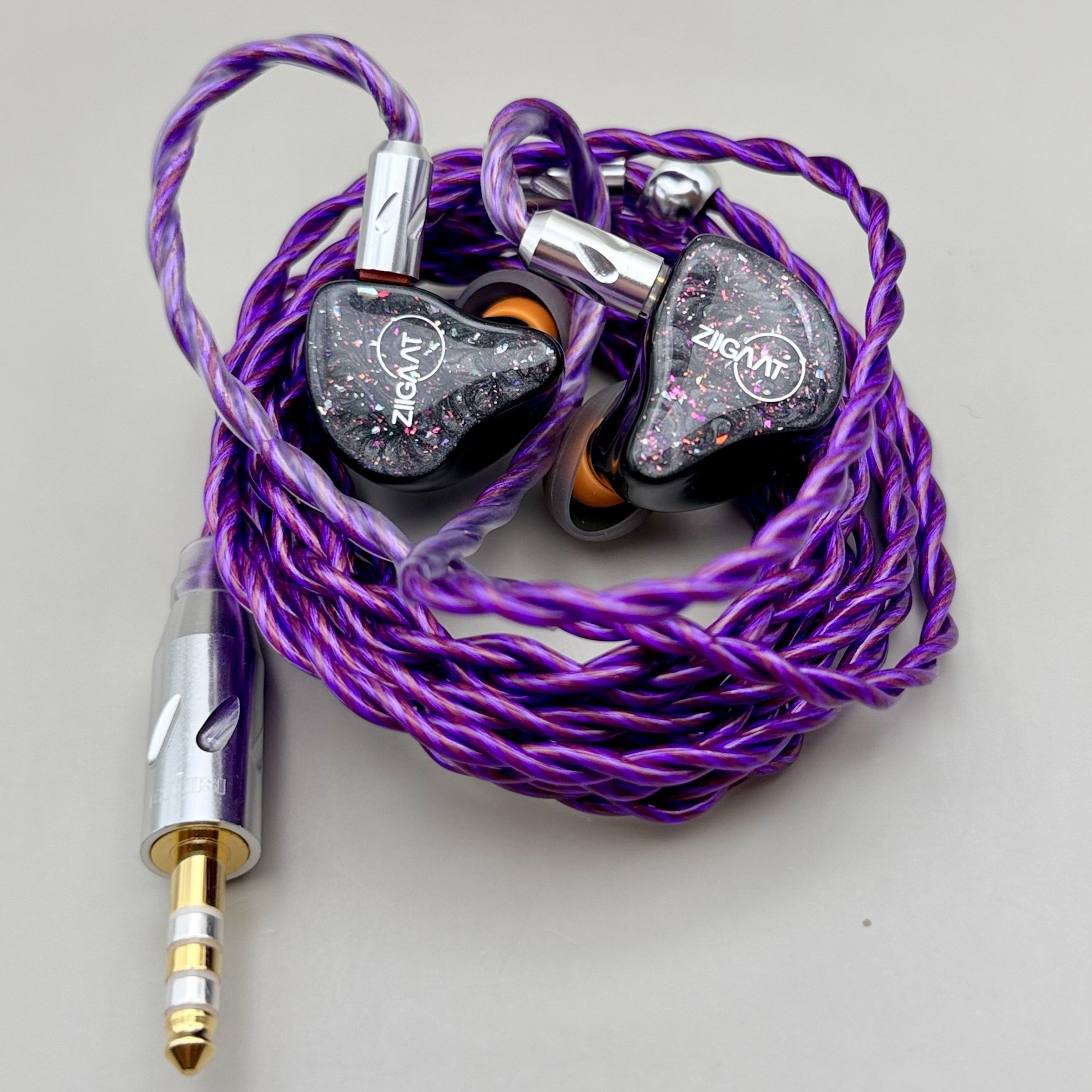 ZiiGaat x Fresh Reviews Areteのレビュー｜ラルフ・ヒンクリー