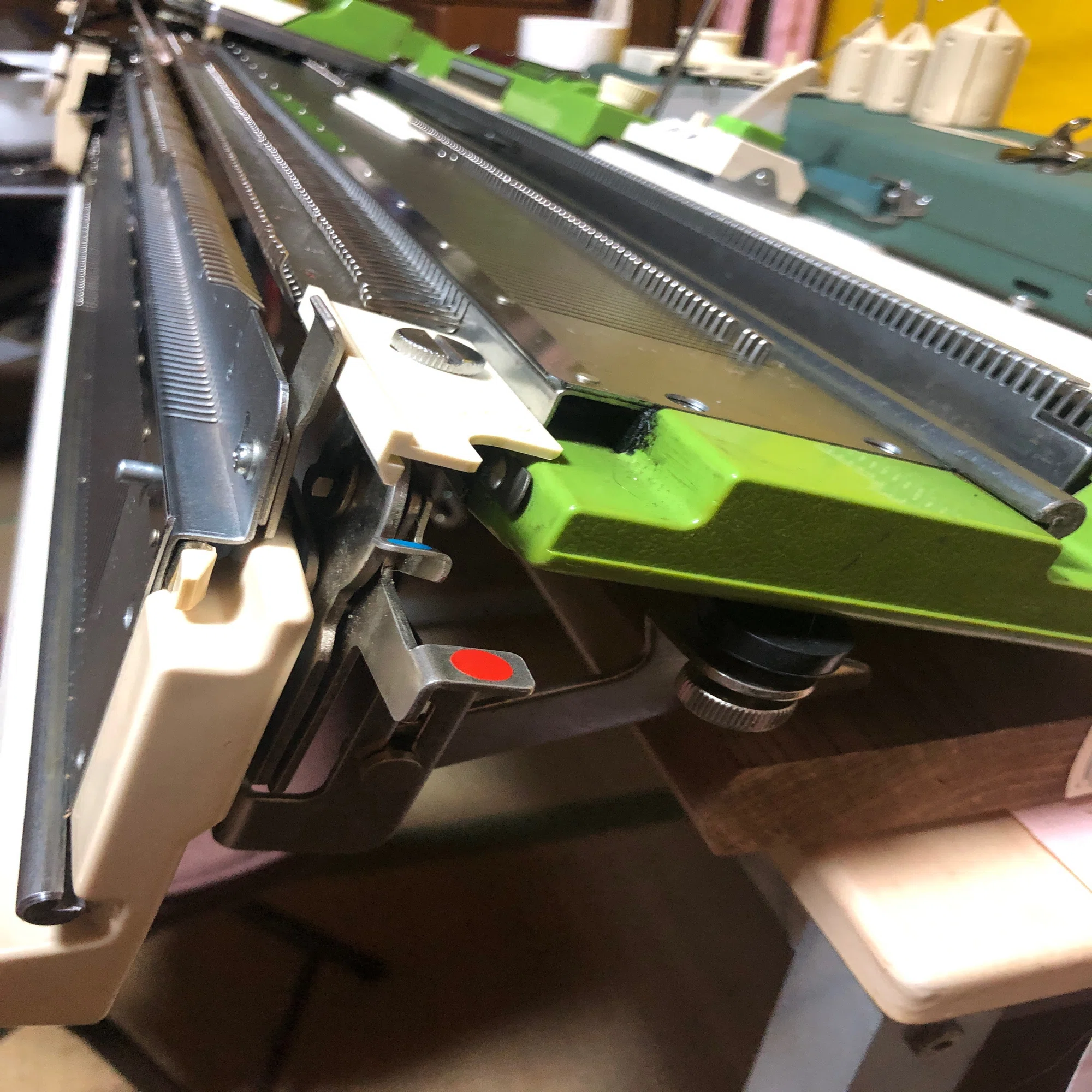 公式が驚愕】編み機・シルバーリードSK313とSRP-Nをドッキング｜たおた 
