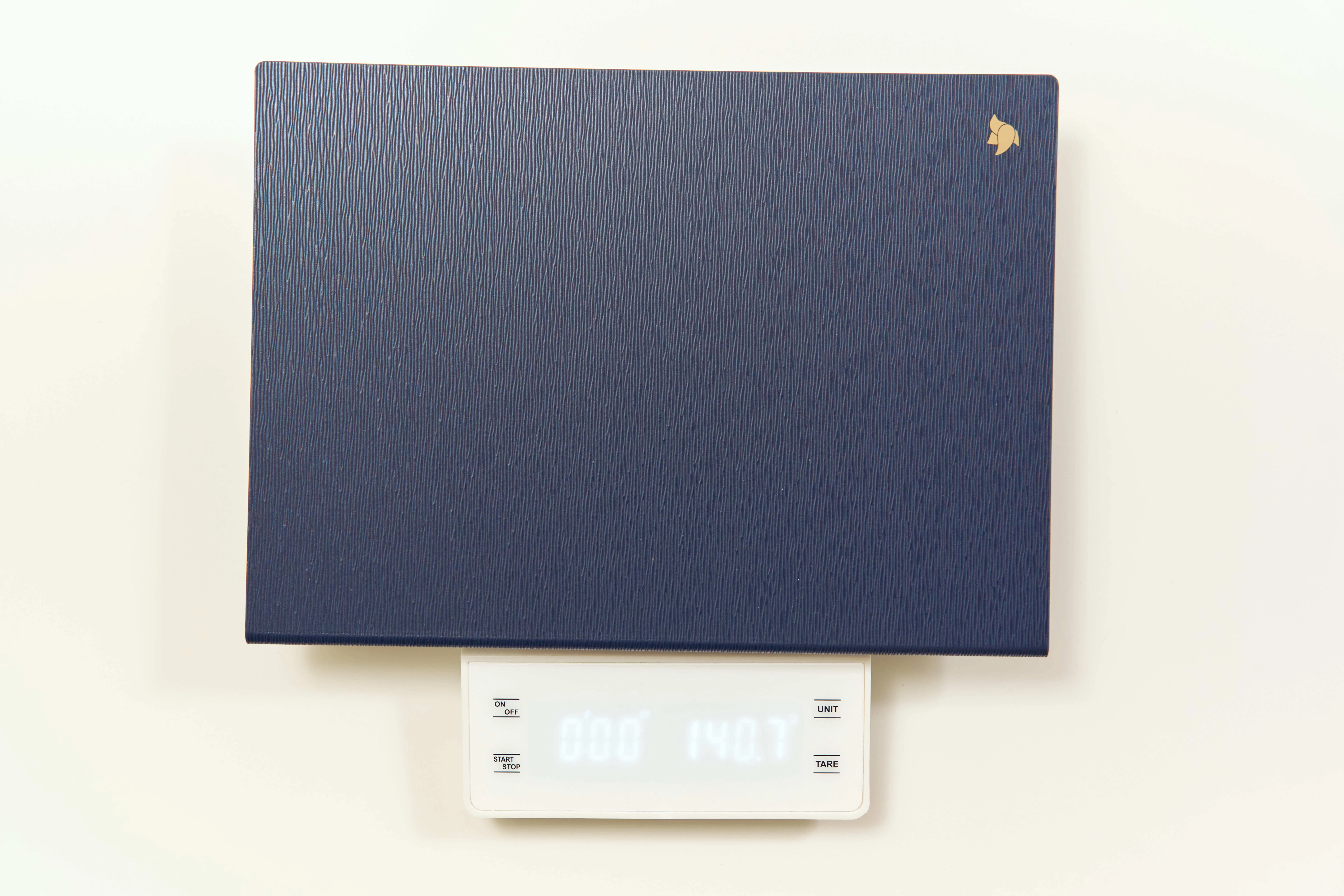 iFLYTEK AINOTE 2 レビュー | 目に優しいE-Ink × 分割キーボードで
