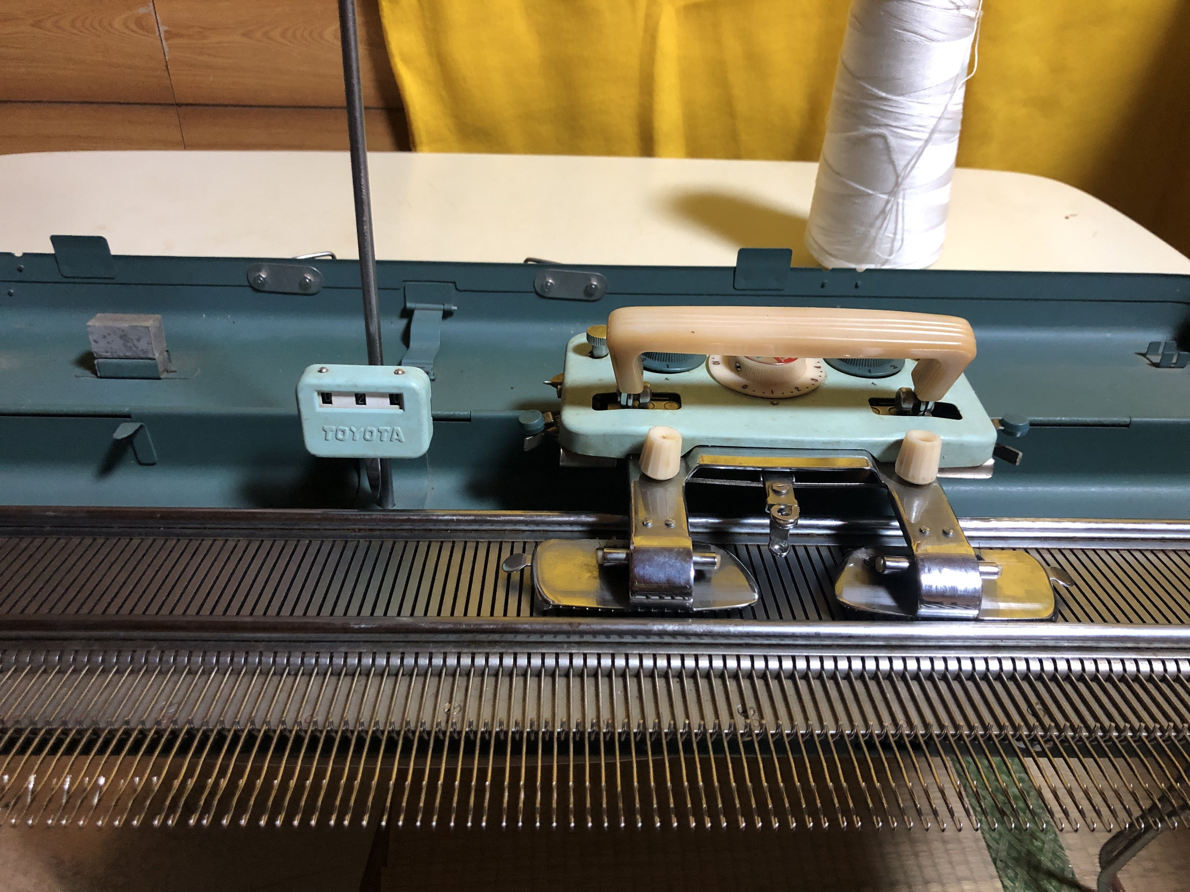 公式が驚愕】編み機・シルバーリードSK313とSRP-Nをドッキング｜たおた