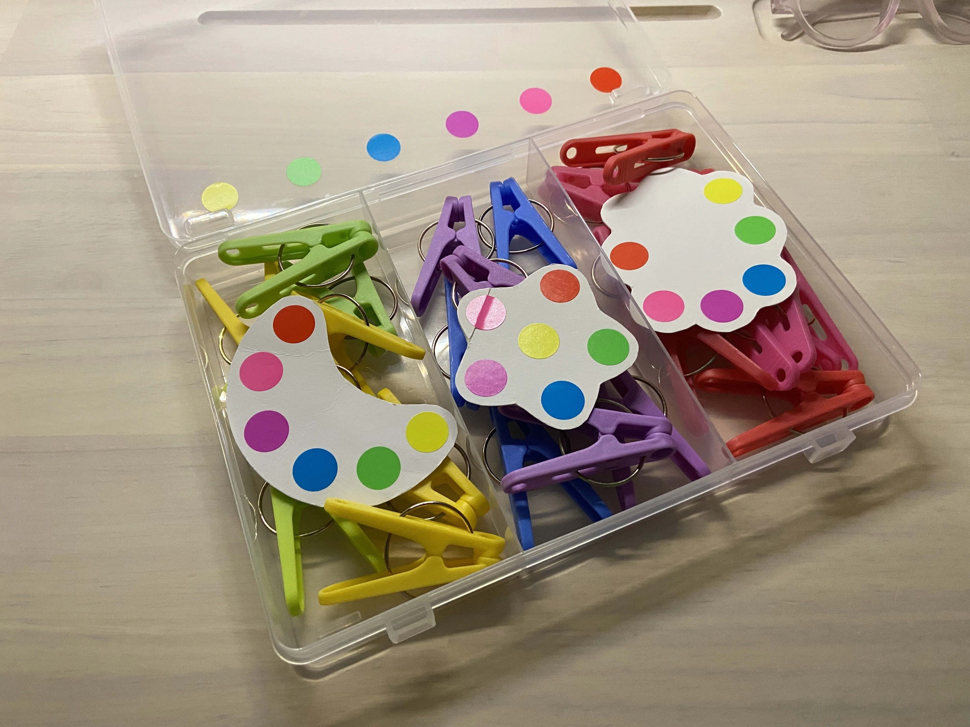 100均でできる】モンテッソーリ手作り教具12選｜月齢別・材料リスト