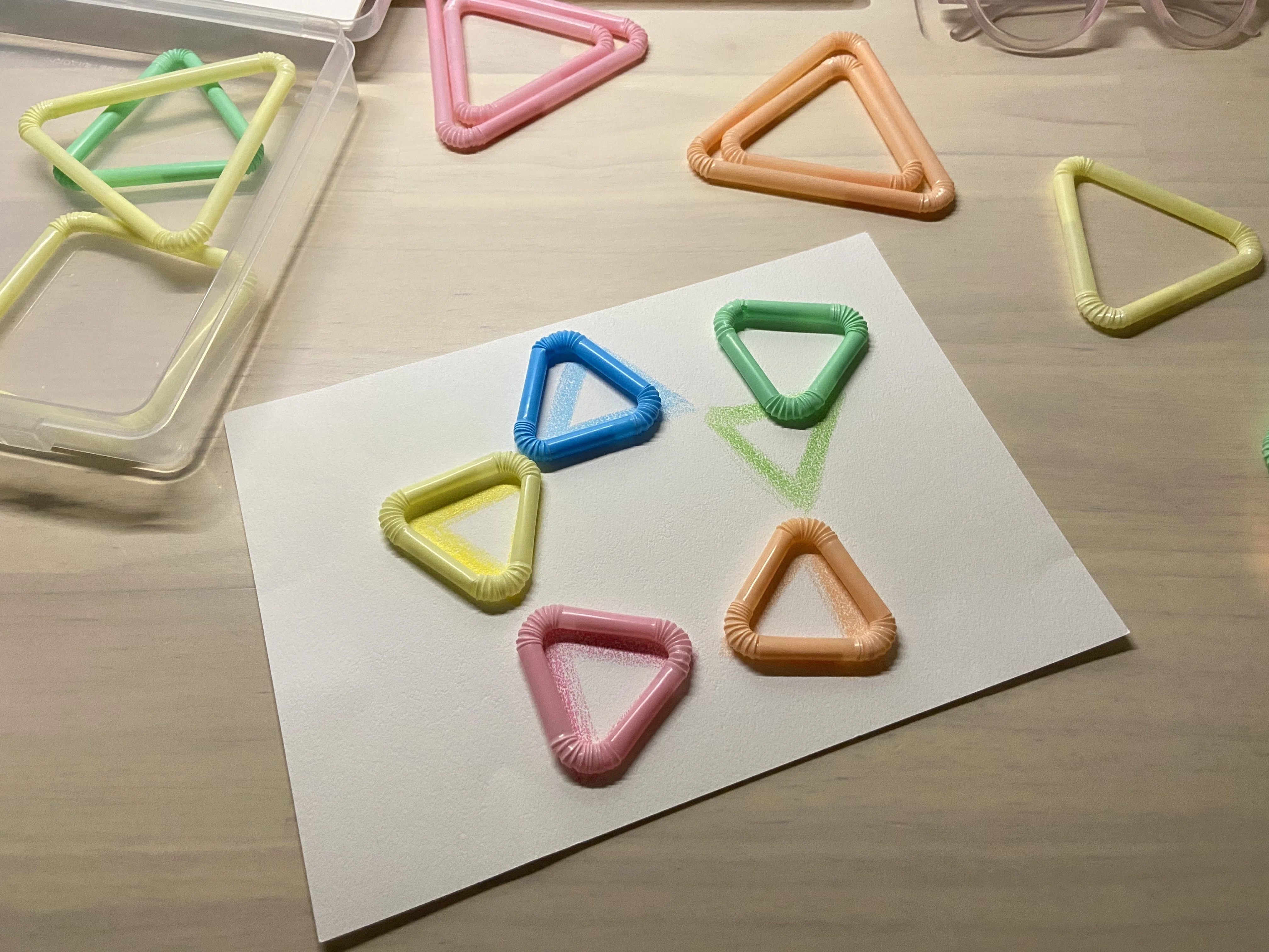 モンテッソーリ手作り屋さん　リクエスト受付中　¥580〜 100均でできる】モンテッソーリ手作り教具12選｜月齢別・材料リスト