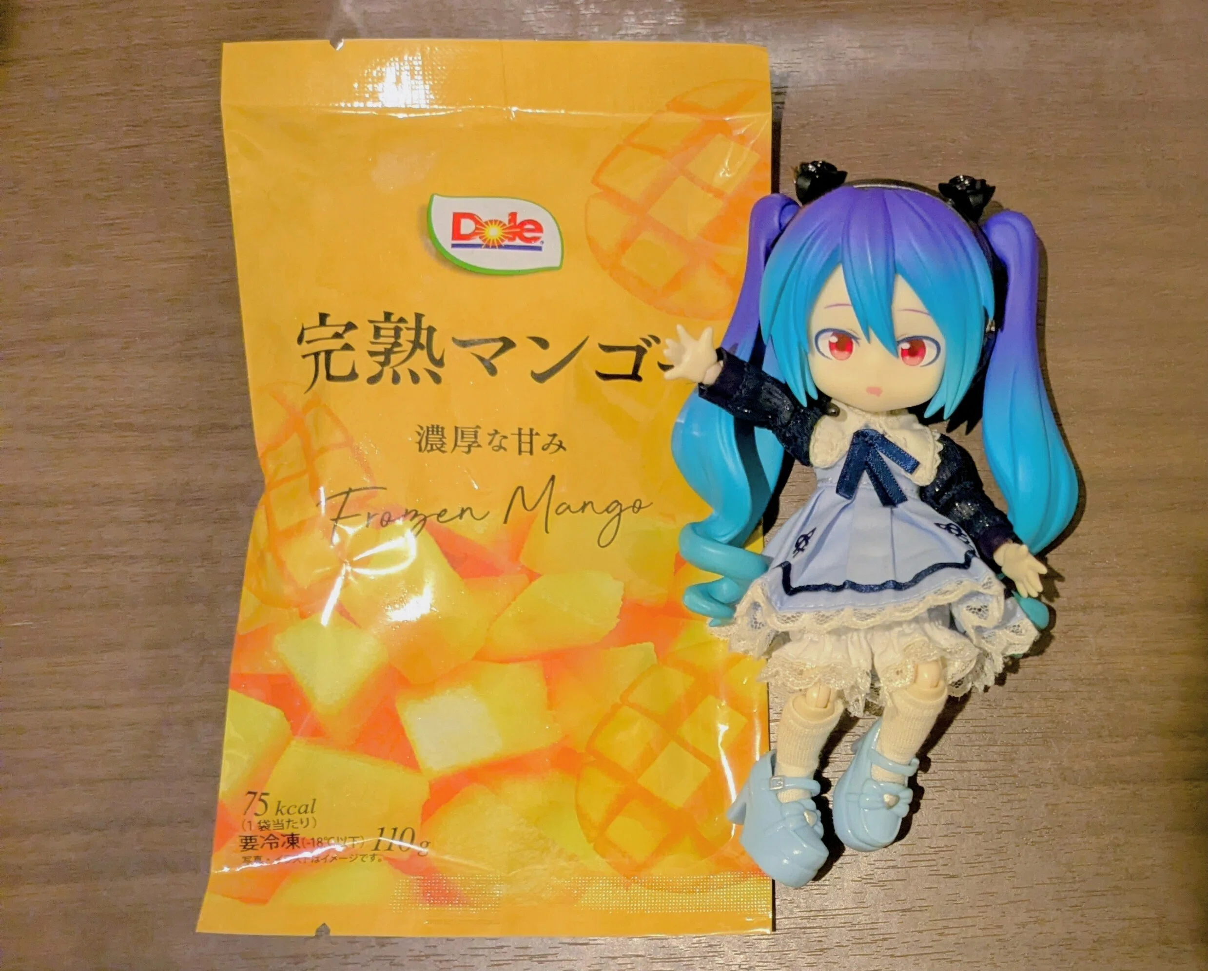 初音ミク LAWSON 50th Anniversary Special LIVEさんへ ありがとう｜八縋