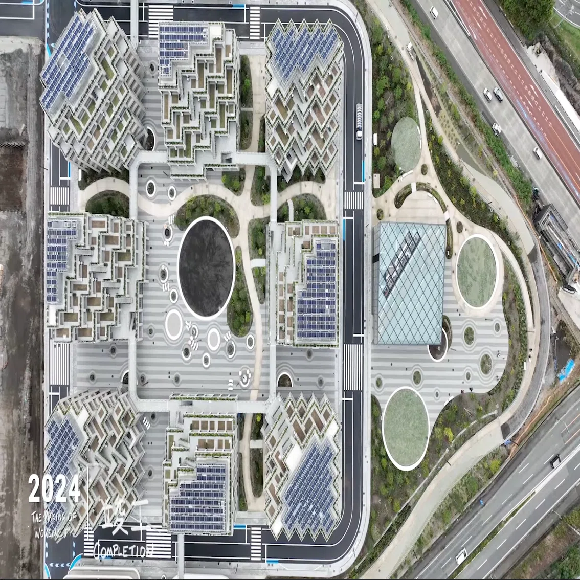 趣味・スポーツ・実用 Landform Building 水上に伸びる有機的な木造空間〈ドラフトウッド・ビレッジセンター