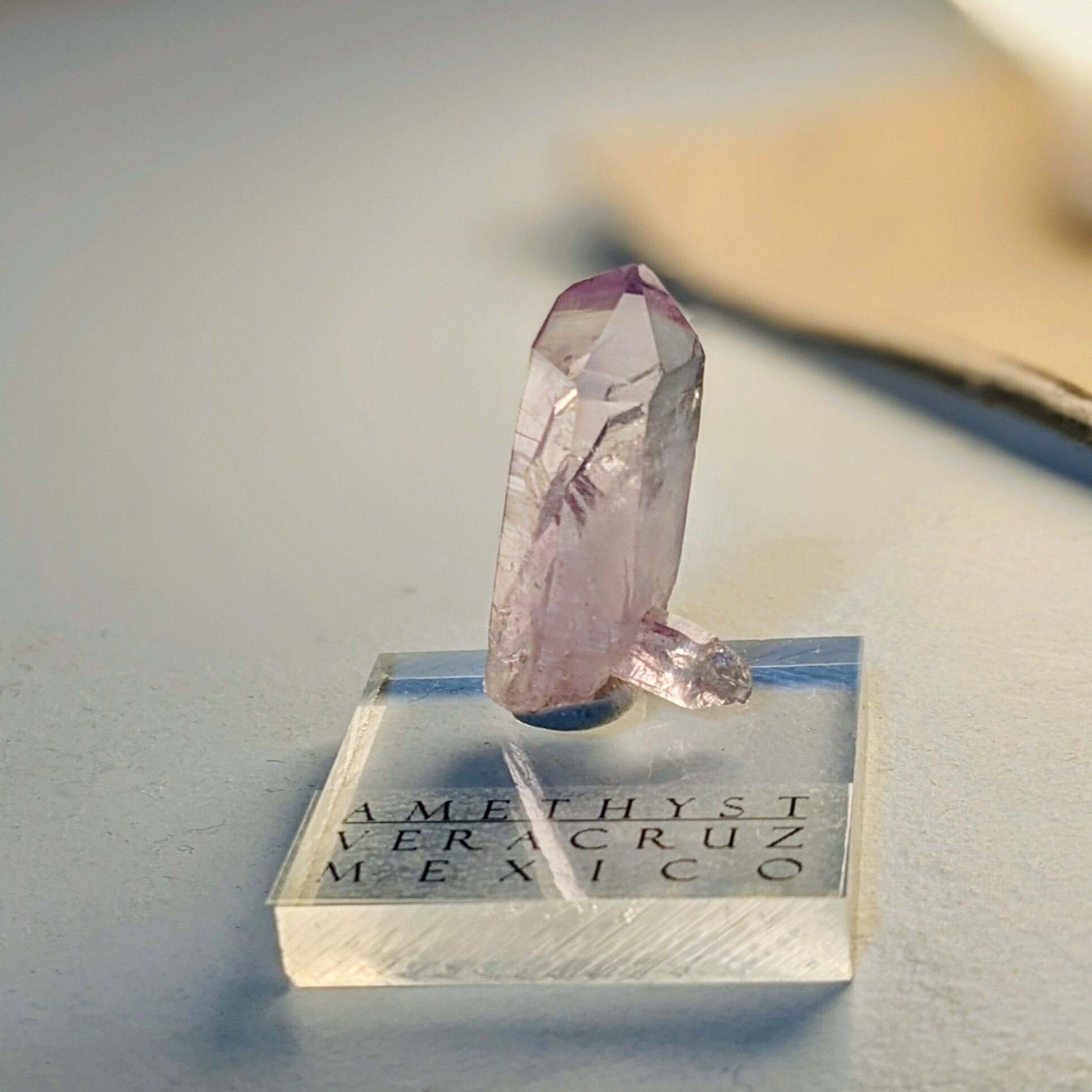 ミネラルプチマルシェ行ってみた&鉱物標本の話。｜松峰￤イラストレーター