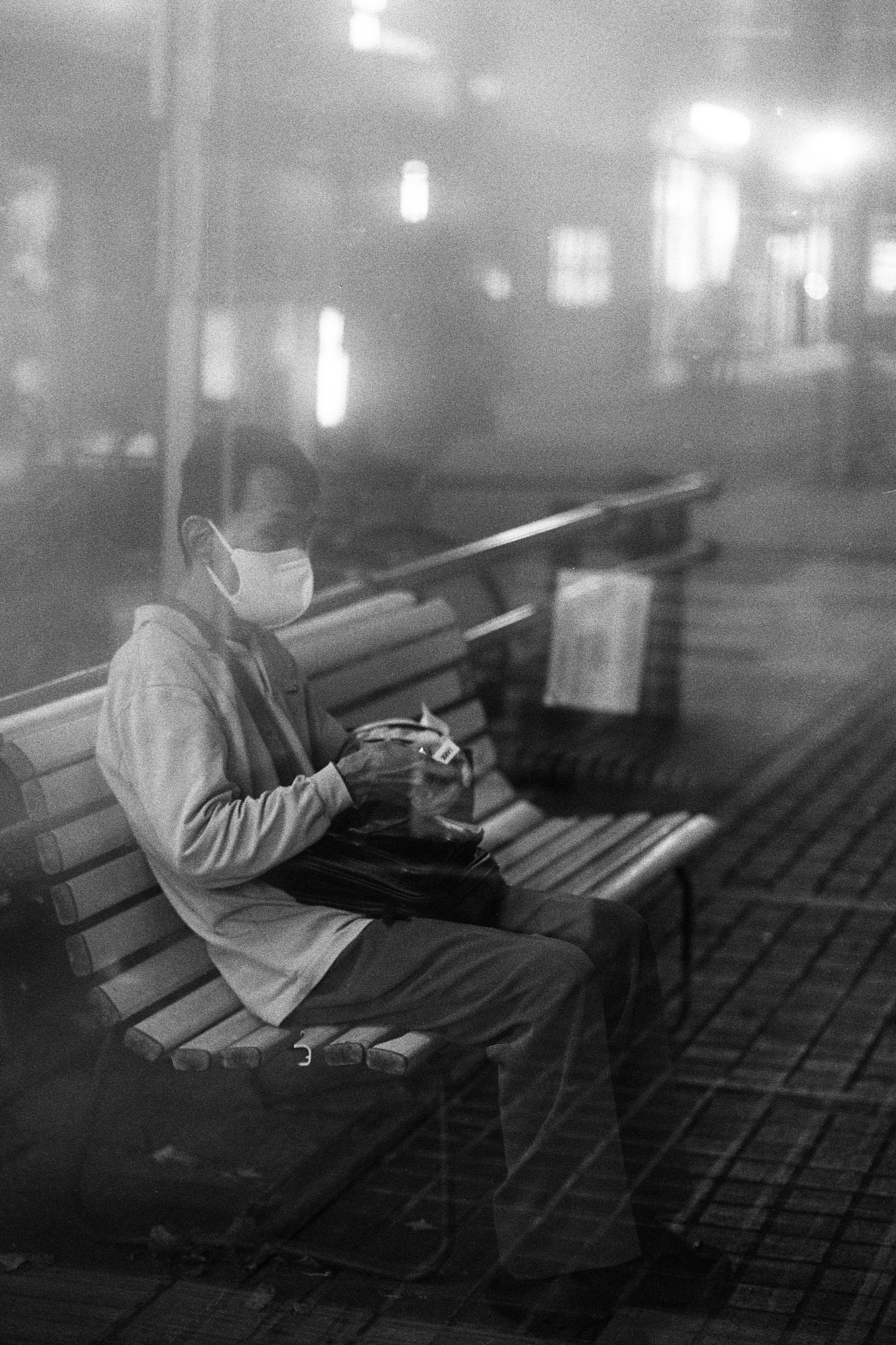 夜と霧の隅で、Tri-X｜Miyake