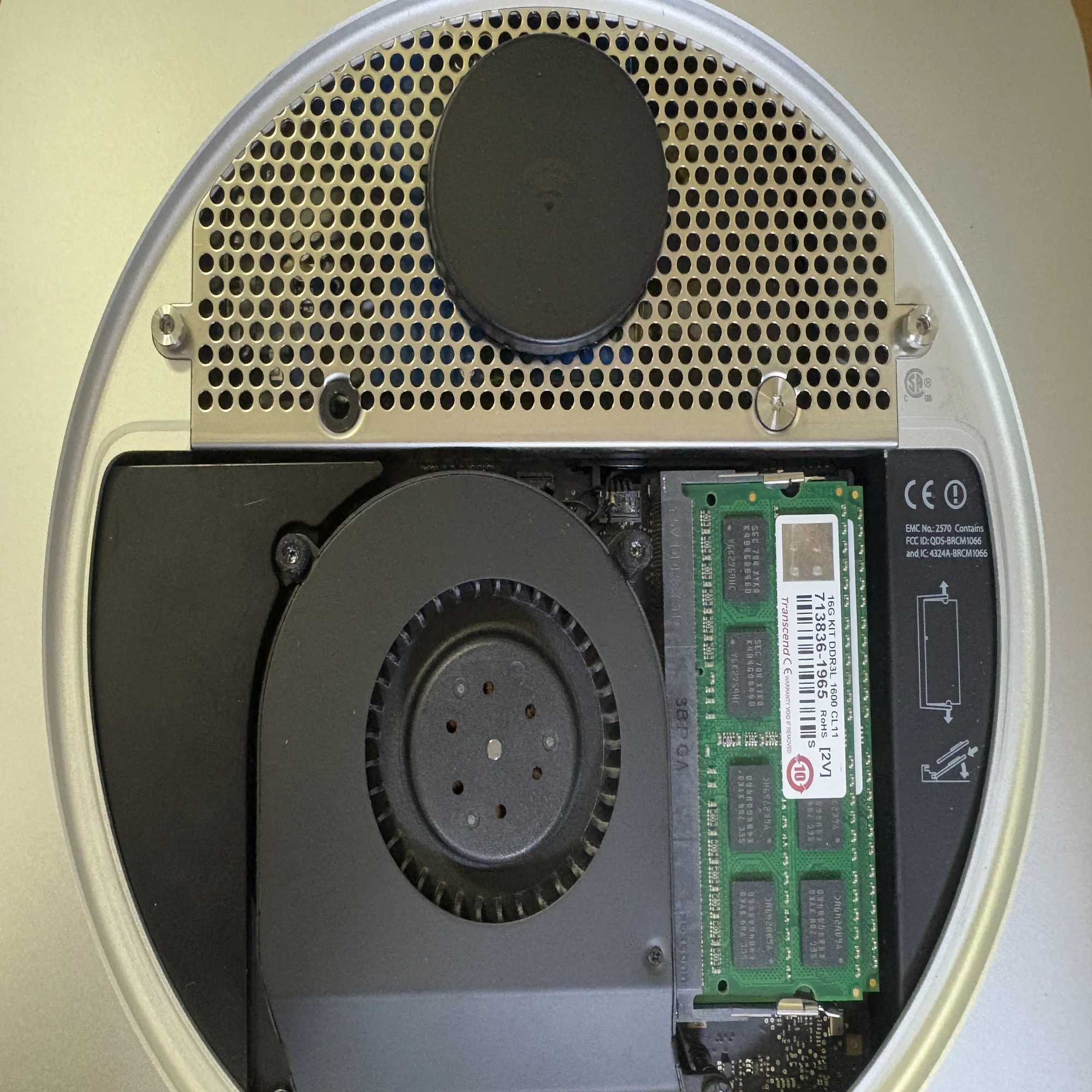 MacMini 2012 にHDD 2TB（2.5インチ、 15mm）とmSATA 256GB内蔵して 