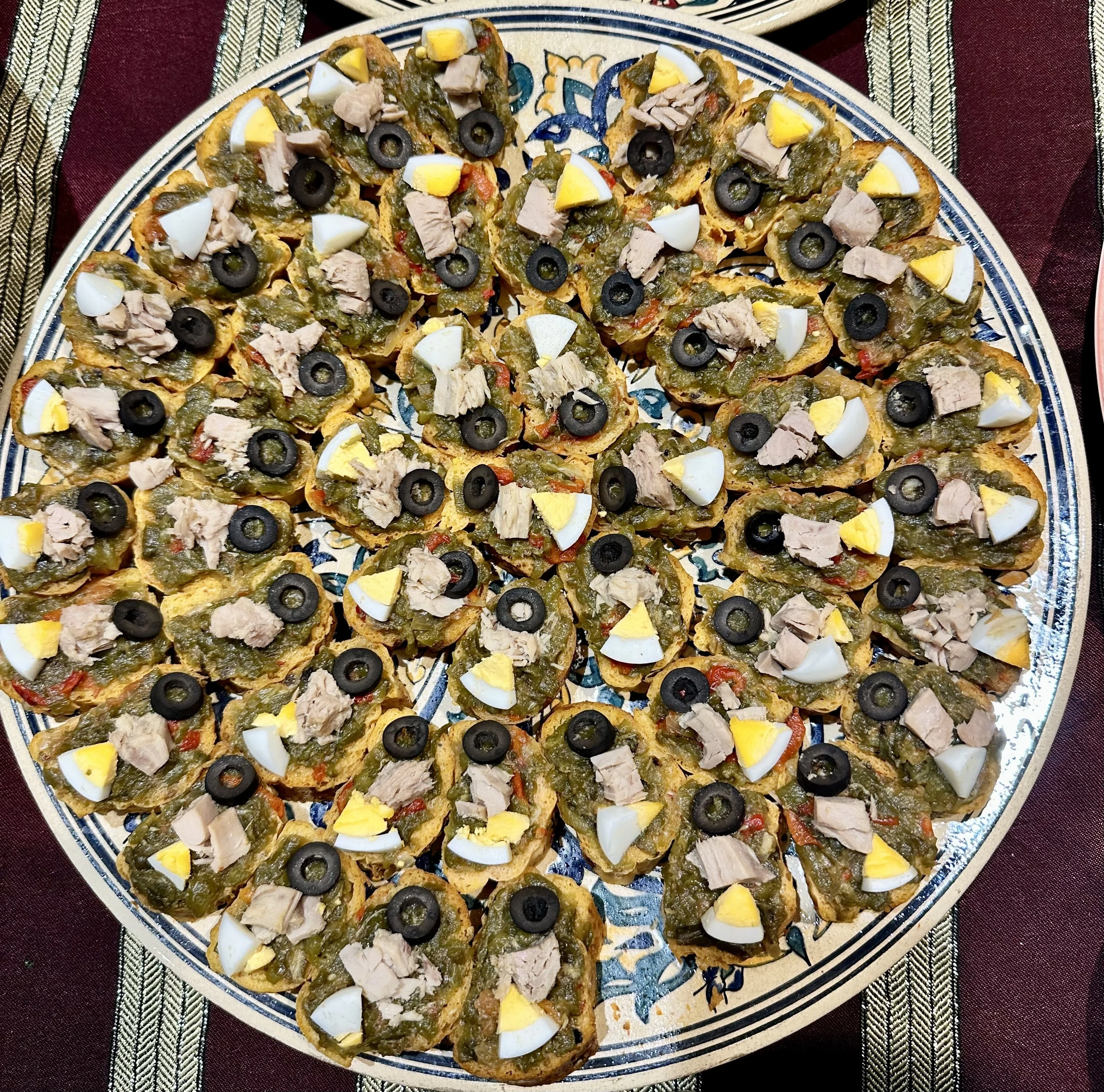 中東料理文化コラム】チュニジアの「焼き」「サラダ」…実は食卓の常連