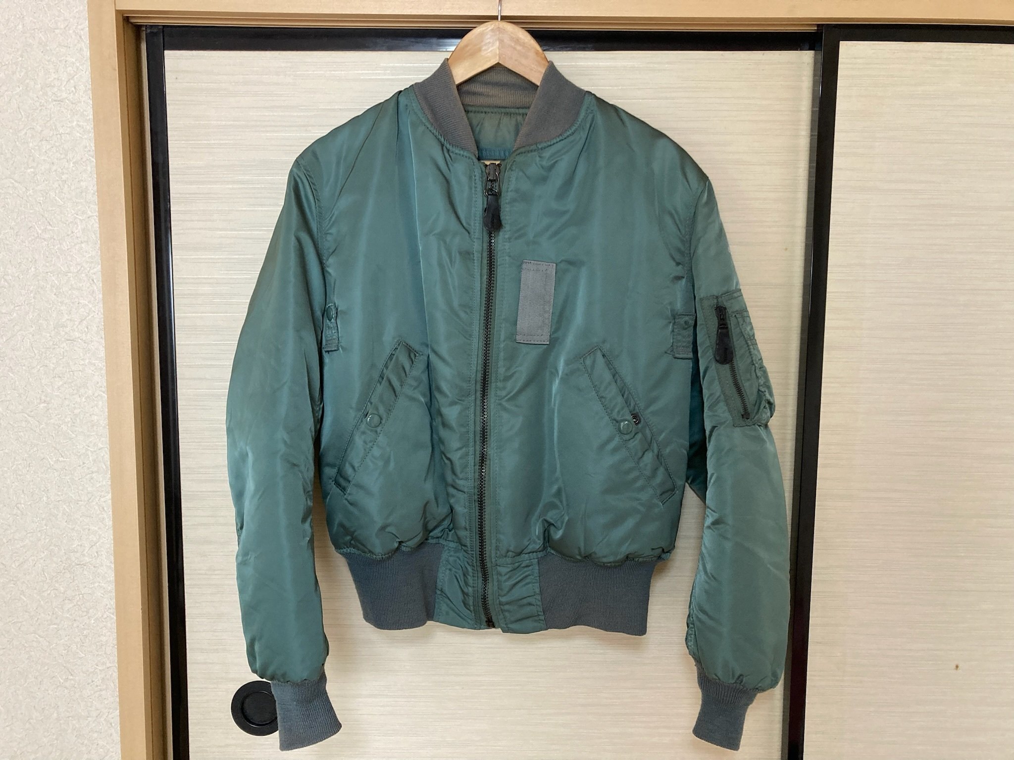 【最終値下げです‼️】ALPHA USA製 50s復刻盤 MA-1 フライト USA製 90s ALPHA アルファー MA1 50s復刻フライトジャケット - メルカリ