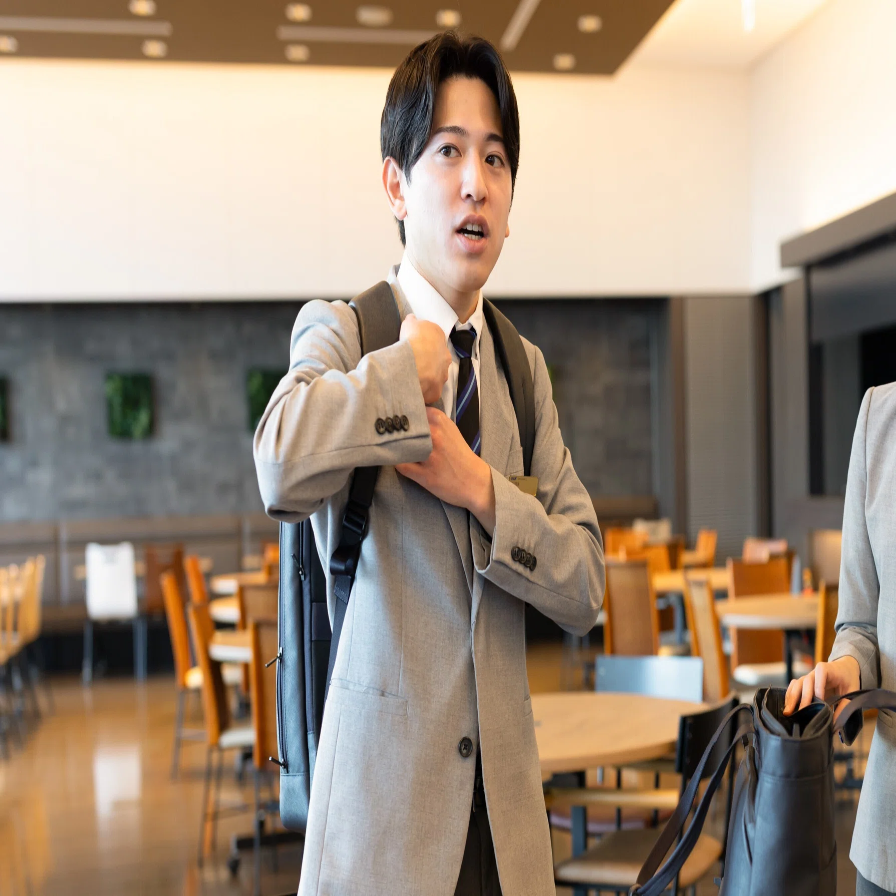 移動のプロ”ANAのCAに聞いたバッグ選びのポイント。「ANA FINDS」の 