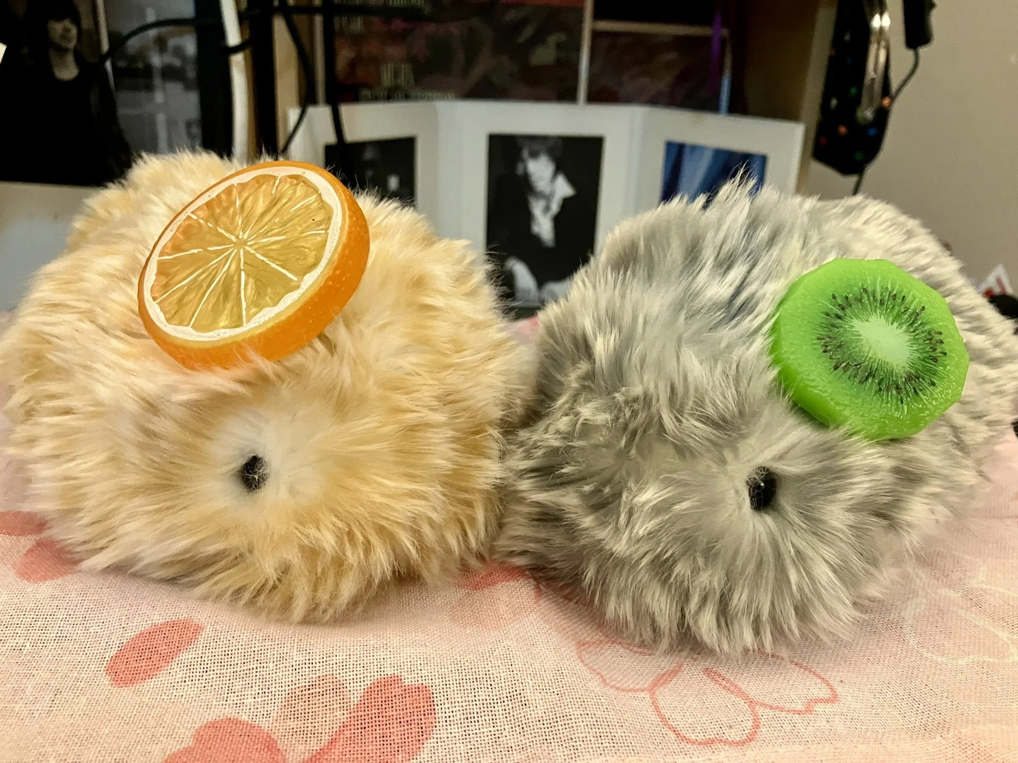 セリアのでっかい髪飾りとモフリン｜志麻友紀