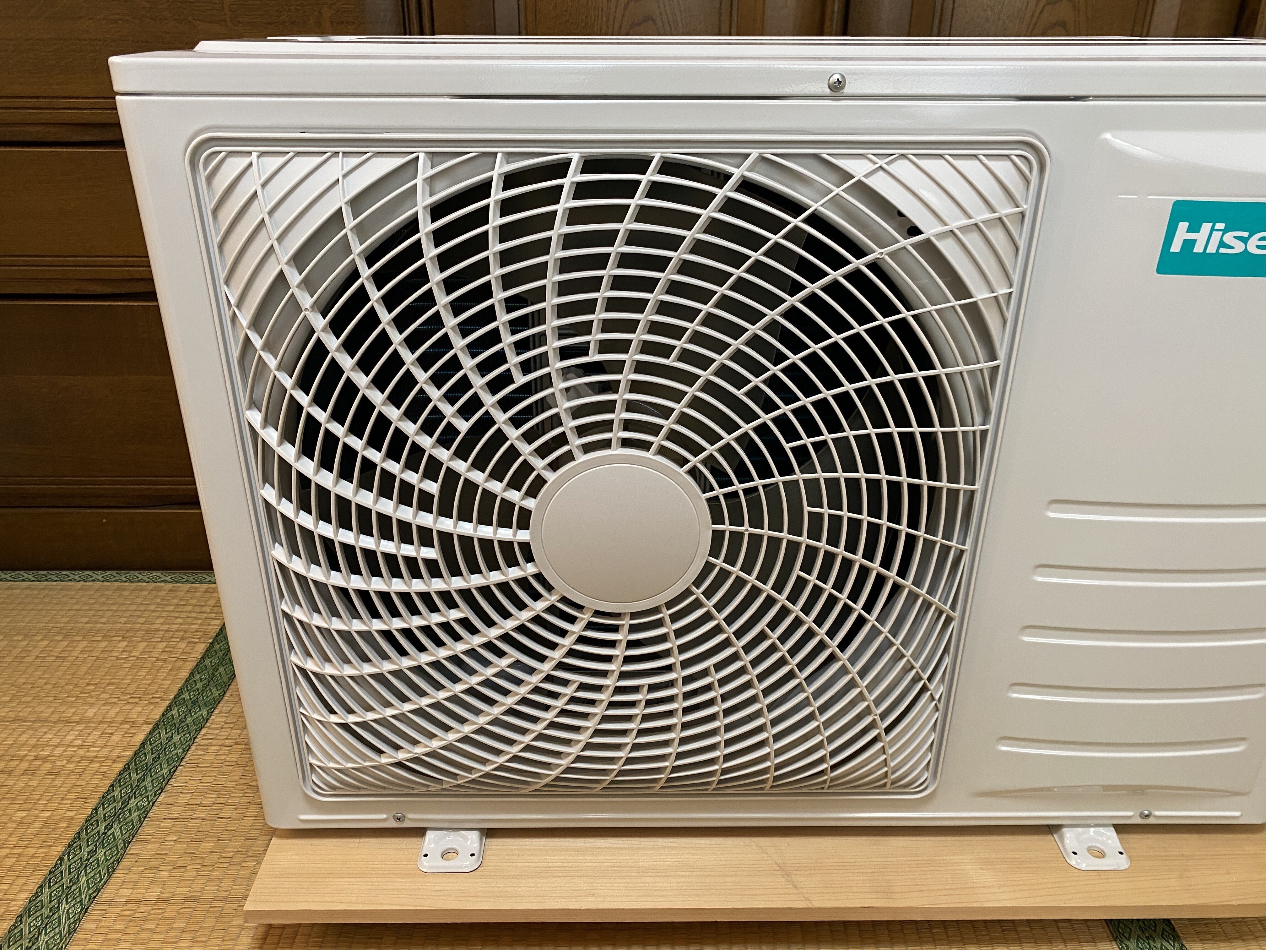 ハイセンスエアコンSシリーズ室外機 HA-S40C2の分解調査 14畳用/200V