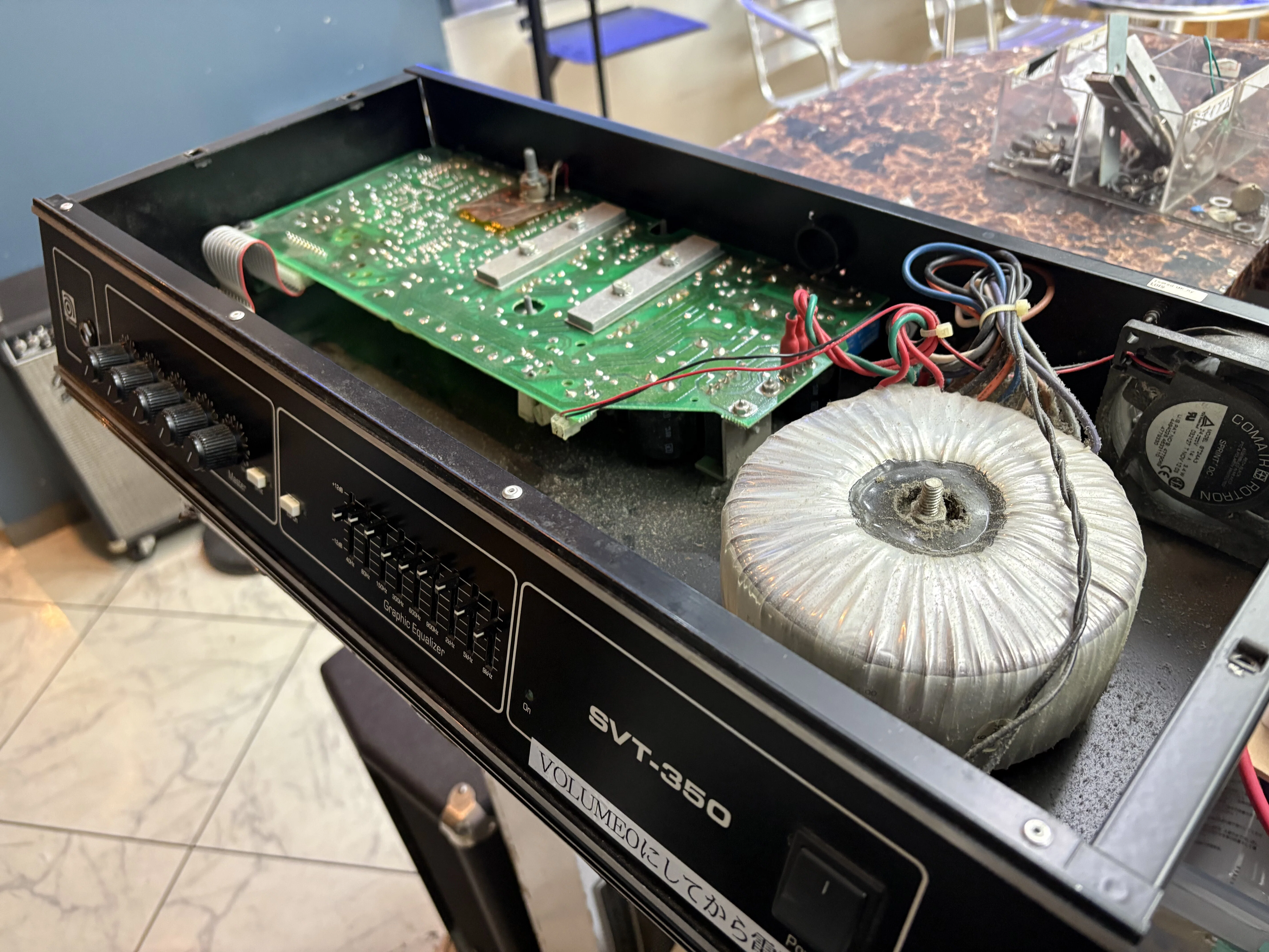 🎸 【機材修理】「音が出ない」Ampeg SVT-350 修理記録｜原因は意外な