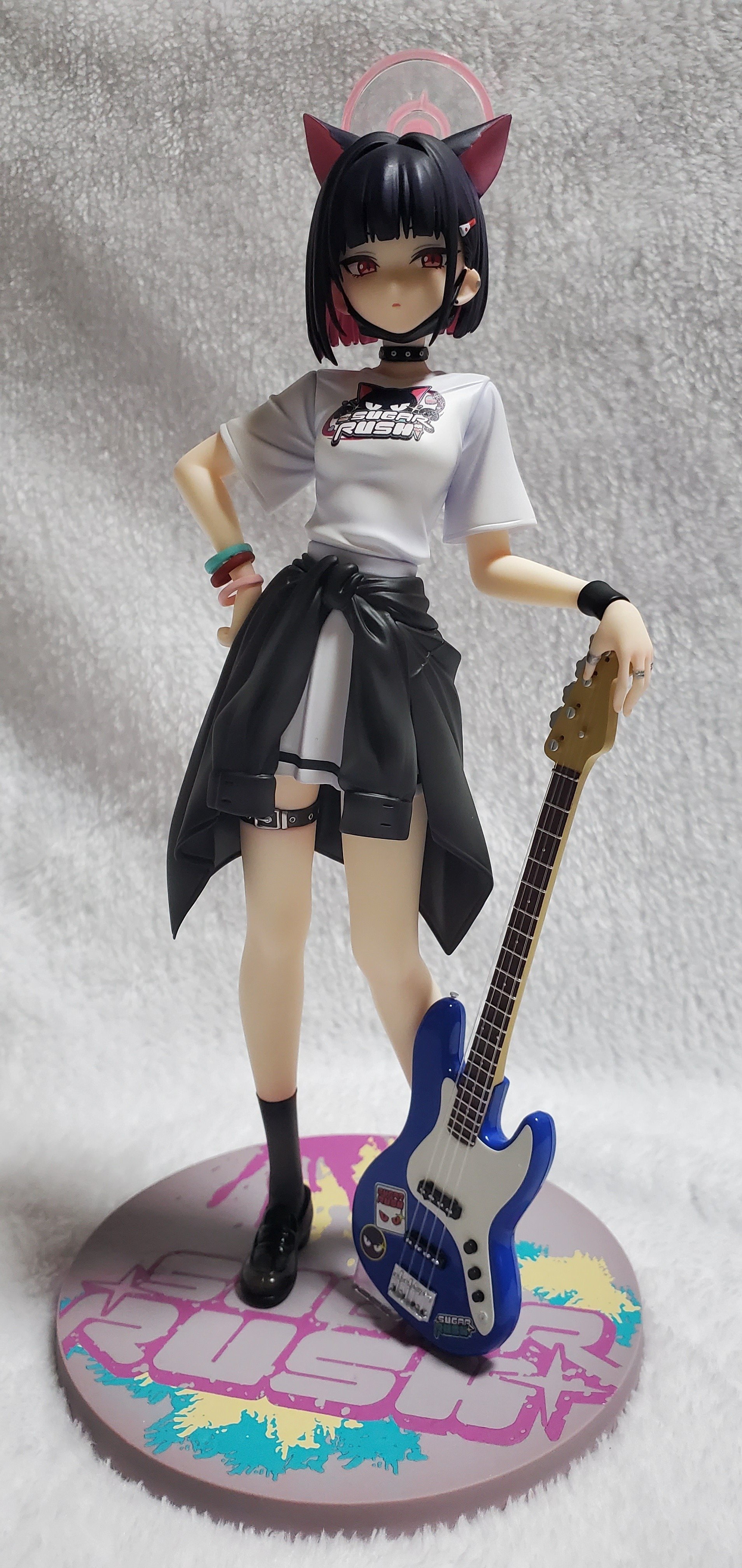 ブルーアーカイブ】『カズサ(バンド) 1/7スケールフィギュア ブルーアーカイブ】『カズサ(バンド) 1/7スケールフィギュア