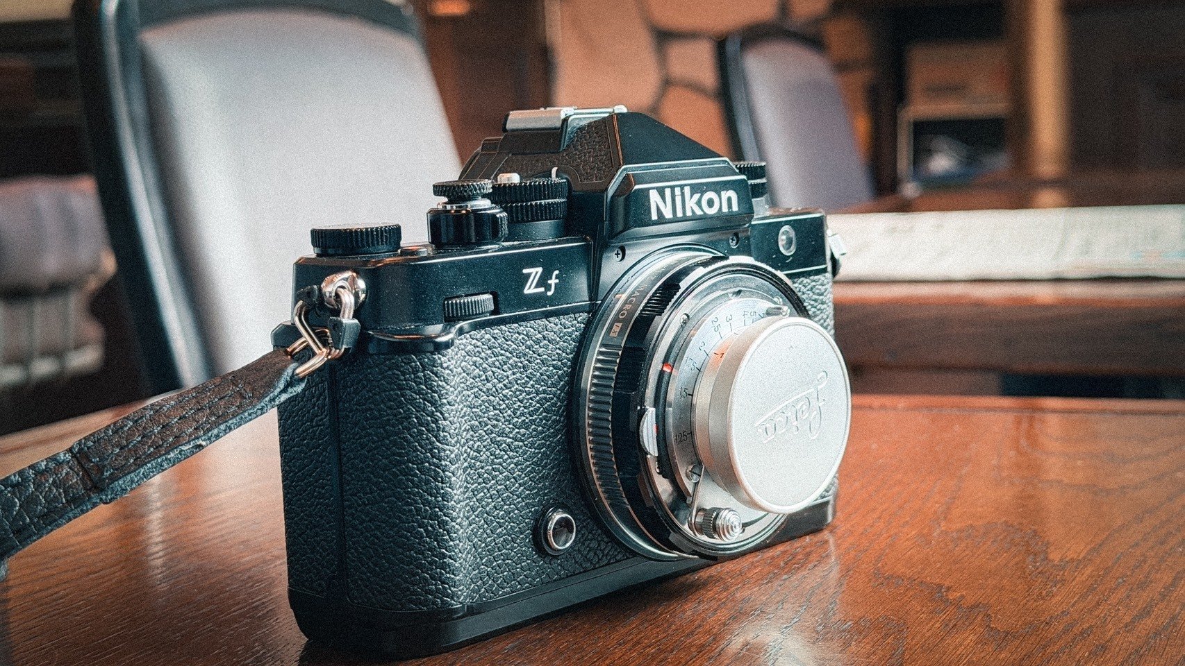 カメラは「顔」で選ぶ】 Nikon Zfとエルマーが教える、性能を超えた