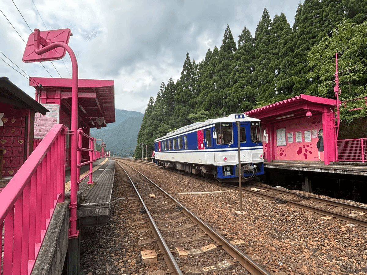 住み込みバイト先で出会った魅力的な駅と路線たち｜シノ 都内社会人×地方住み込みバイト