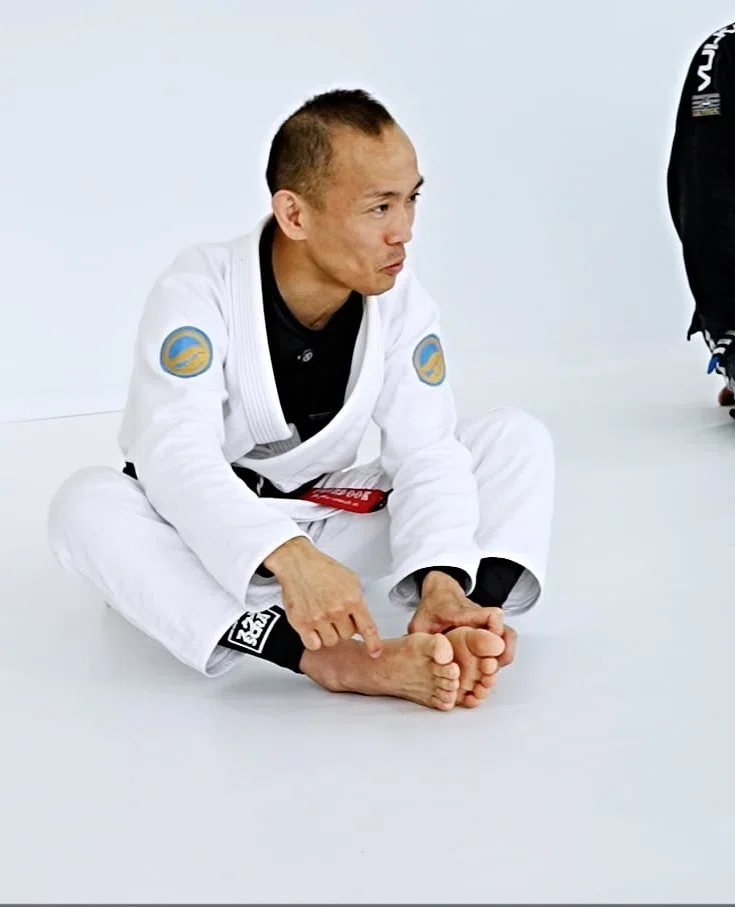 THE MASTERS GUARD　BJJ 　柔術 Key Master Guard: Change your guard to attack - YouTube