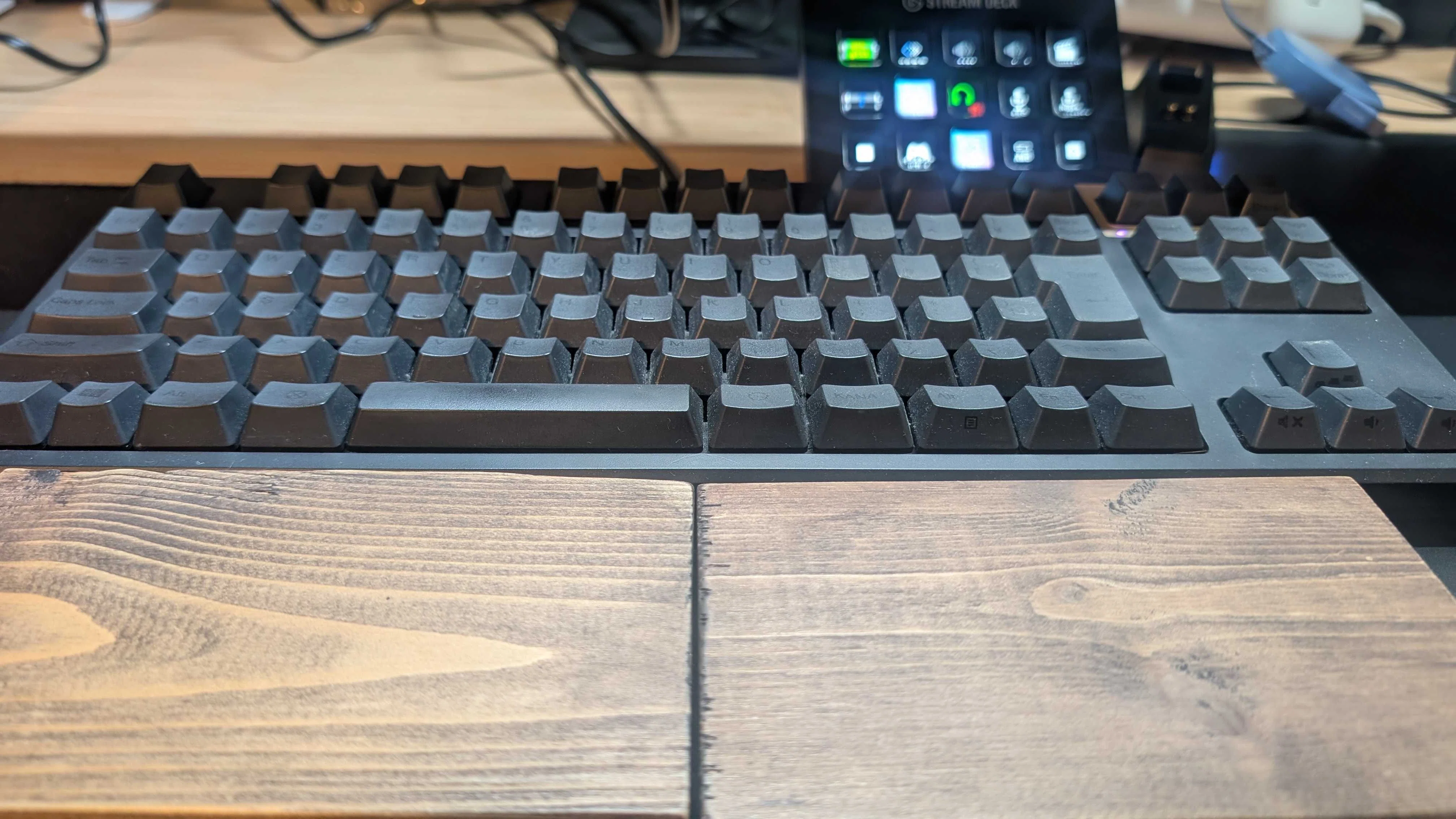 Keychron Nape Proを買ったはいいものの…｜ヨシノブハジメ｜AI研究中