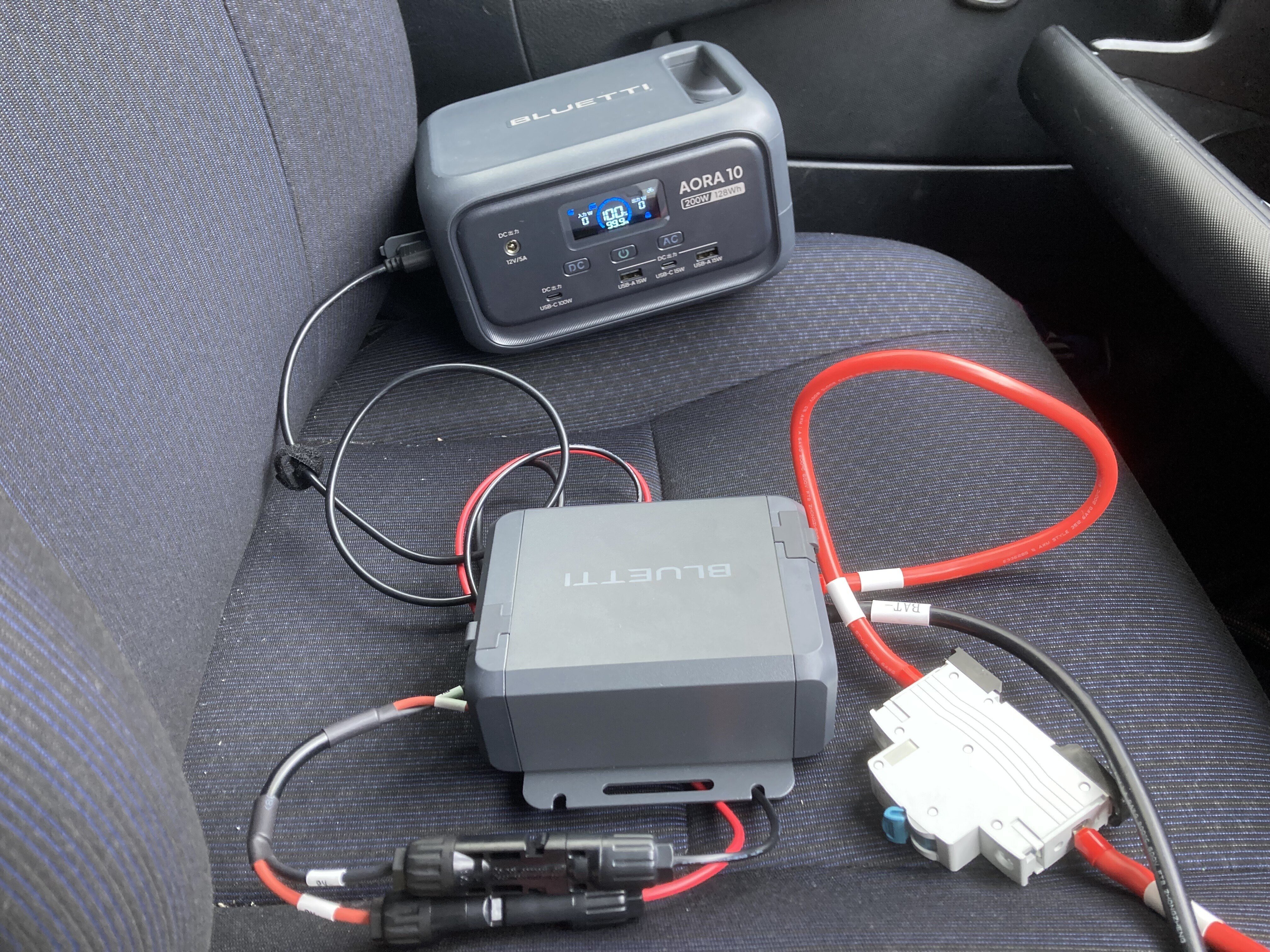 走行充電器BLUETTI Charger 1でポータブル電源AORA10を充電してみた