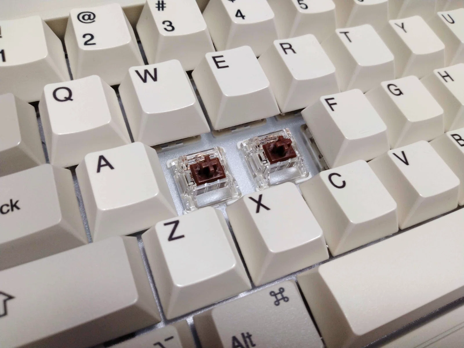 Vortex keyboard Model M 65 レトロかわいい見た目＆機能は最新｜五月雨