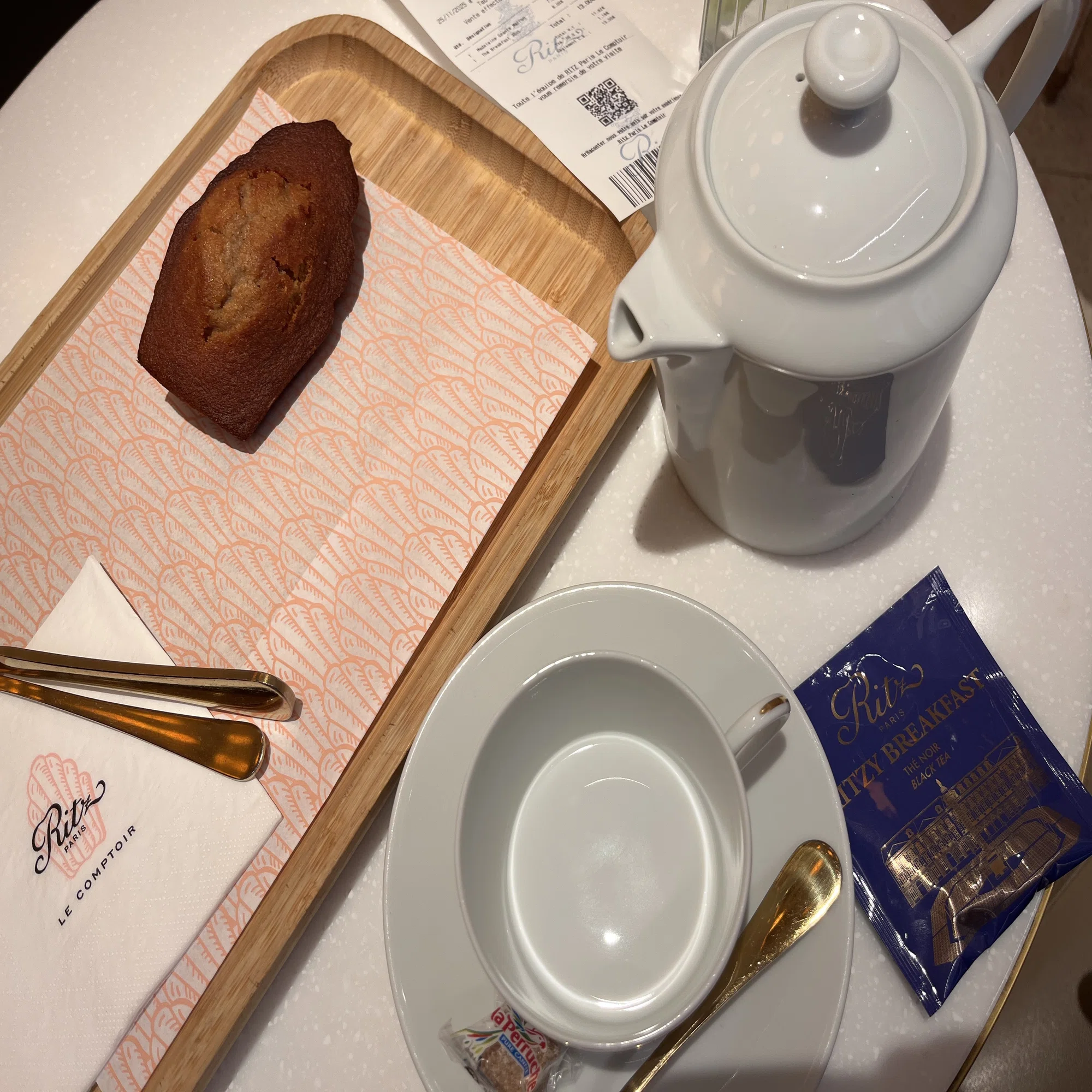 フランス?? パリのカフェ】Ritz Paris Le Comptoir（リッツ パリ ル 