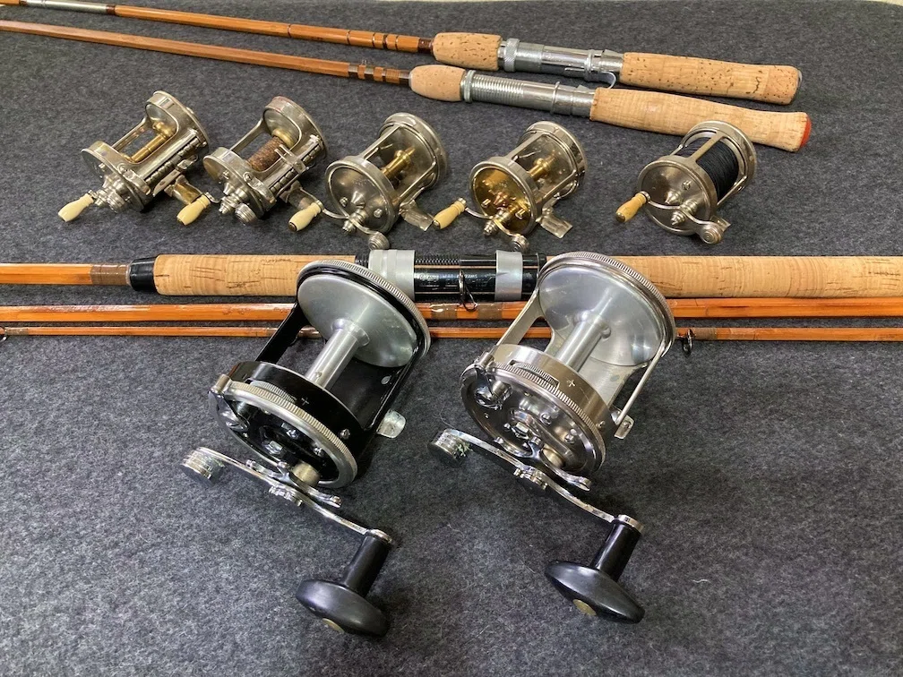 🎣オールドフィッシングタックル041 いにしえのマシンカットデザイン
