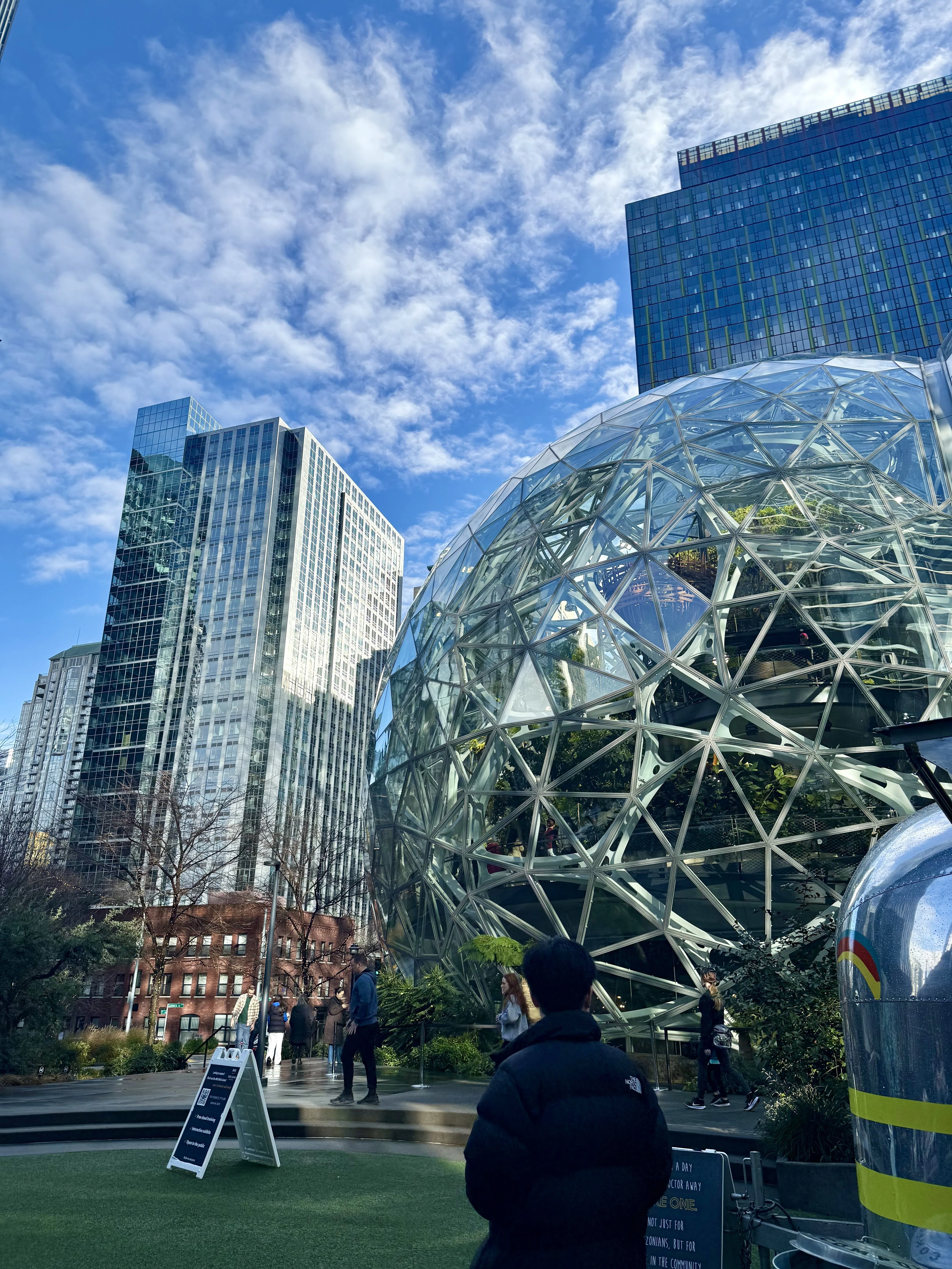 【アジア圏購入】象のオブジェ シアトル｜Amazon「The Spheres（ザ・スフィアズ）」に行ってきた