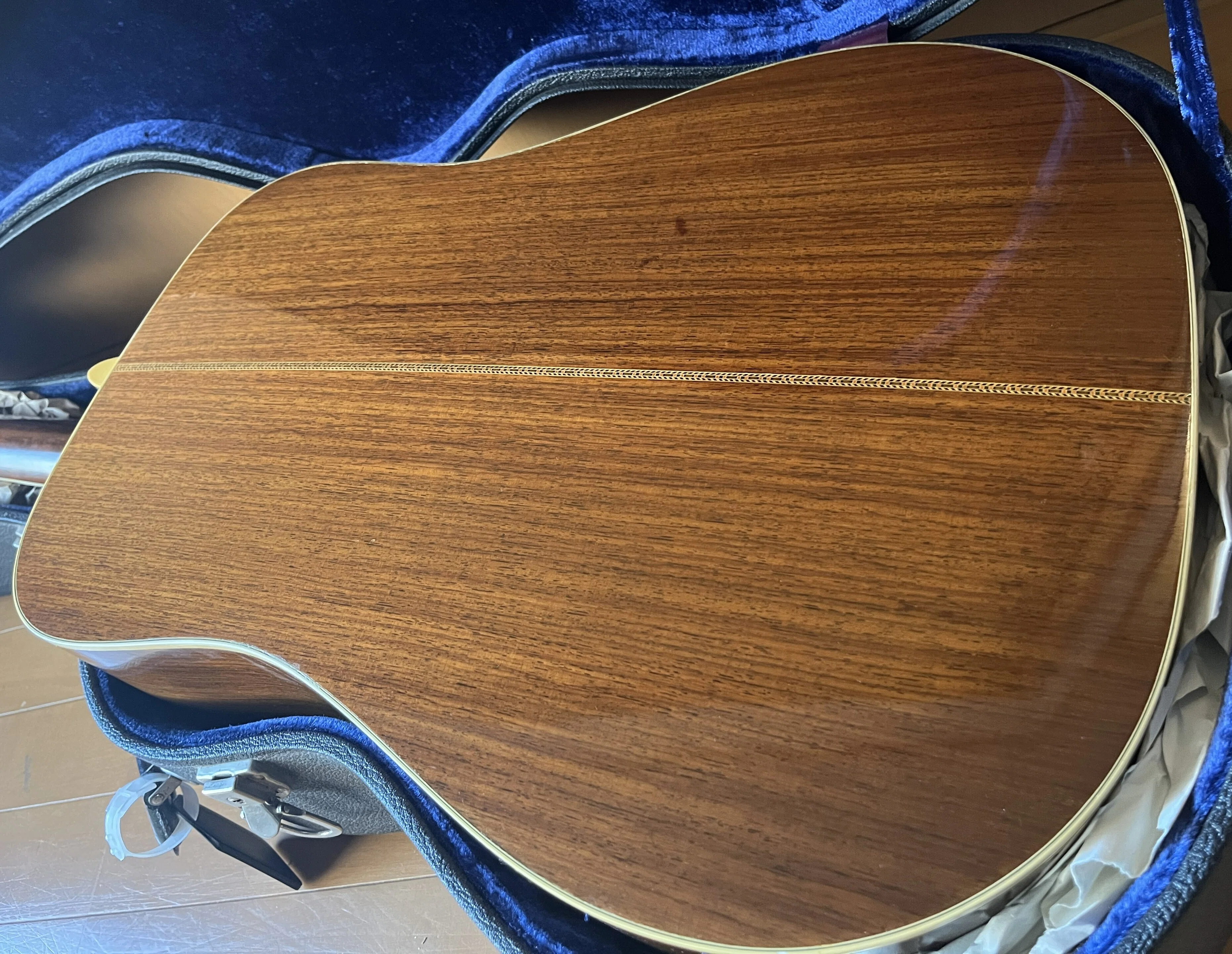 愛着あるギターです。お買い得だと思います。 Fender / ISHIBASHI FSR 