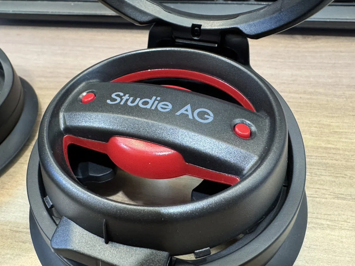 StudieAGオリジナルカップホルダー・MINI専用に限定追加色発売 