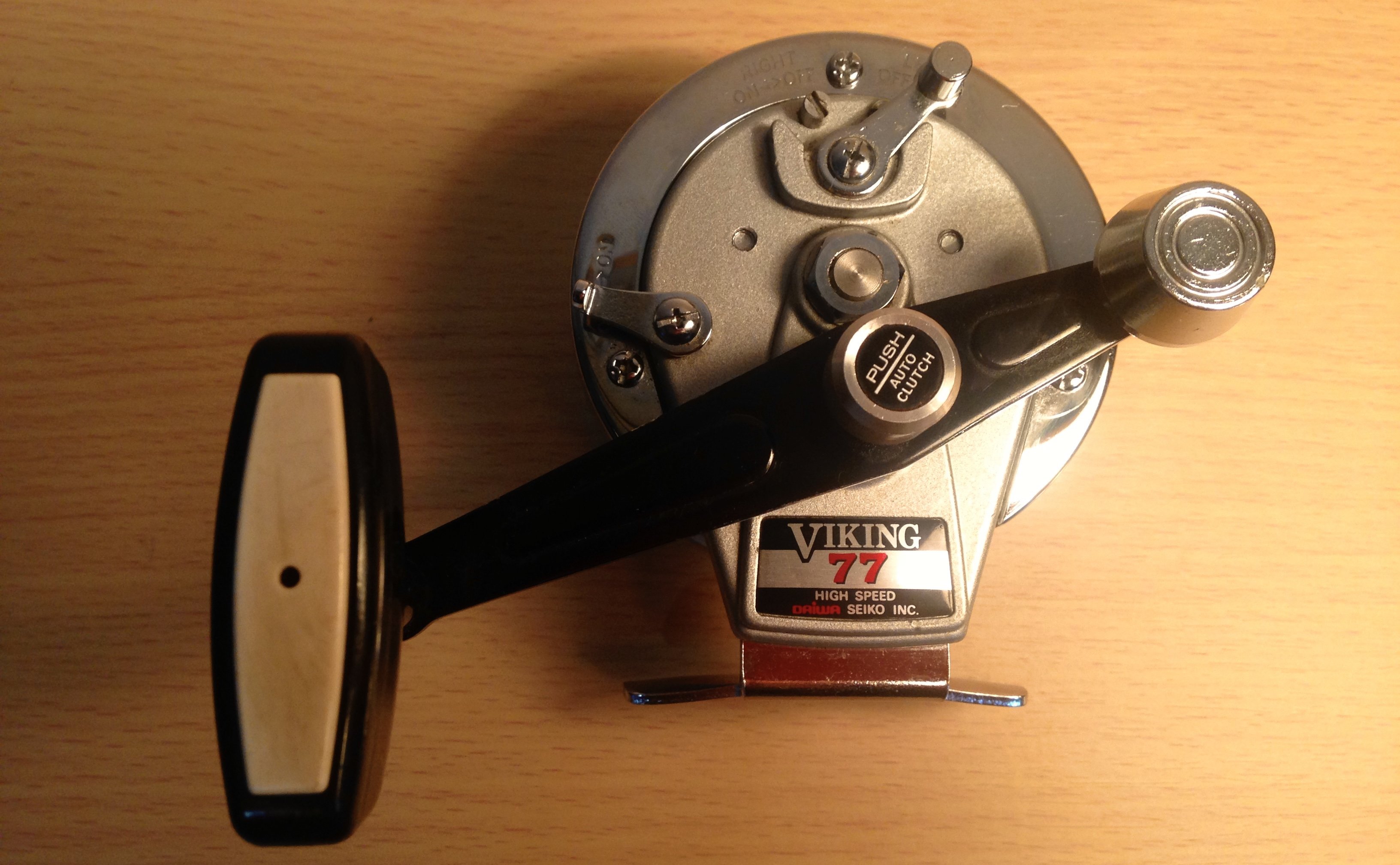 🎣オールドフィッシングタックル044 センターピンリール進化論 ~ DAIWA