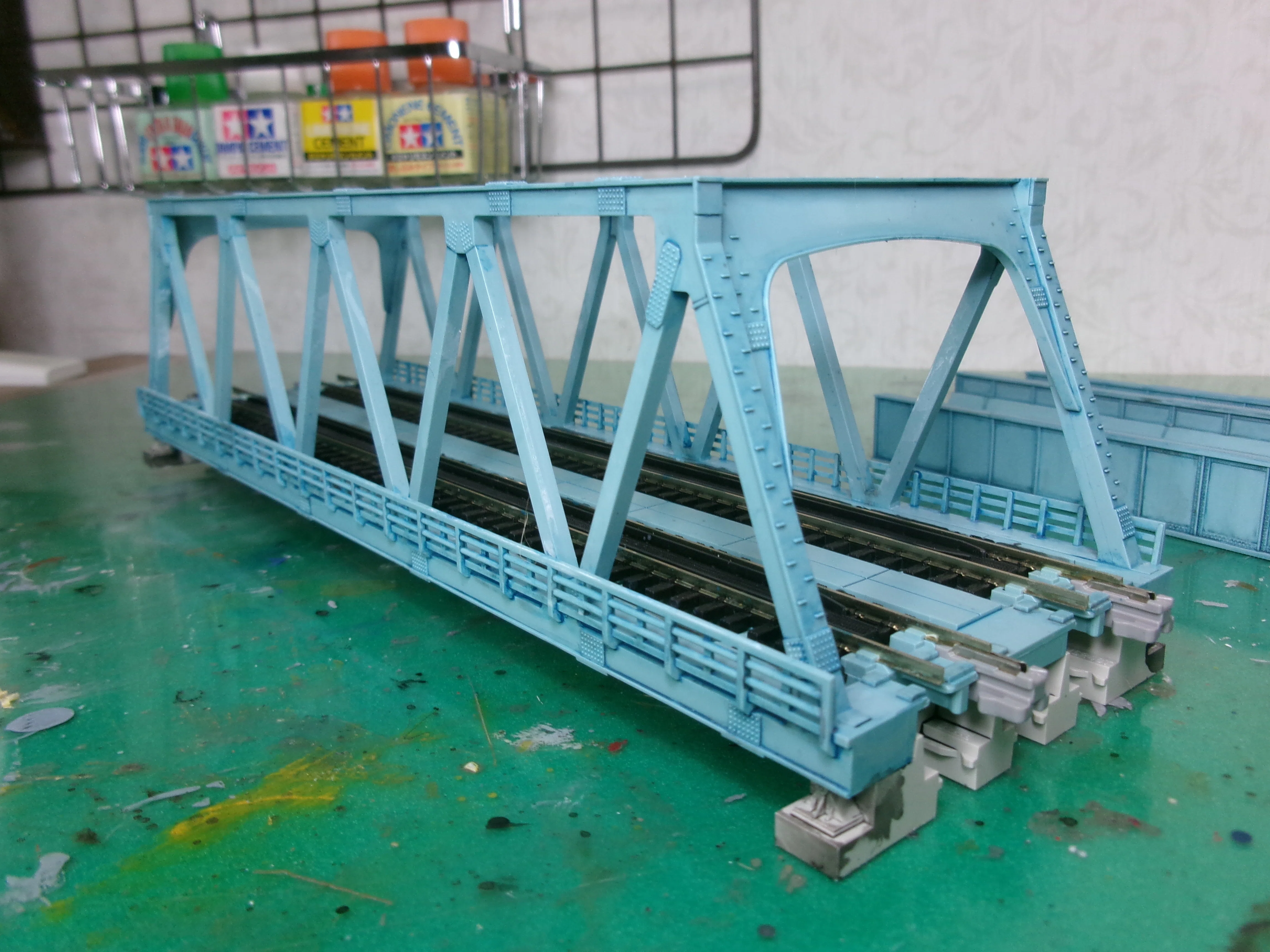 【ケースあり】工場周辺の線路情景｜リアルウェザリング模型 鉄道模型レイアウト製作記⑤ 橋梁のウェザリング｜ほぼ週末自宅模型工作室