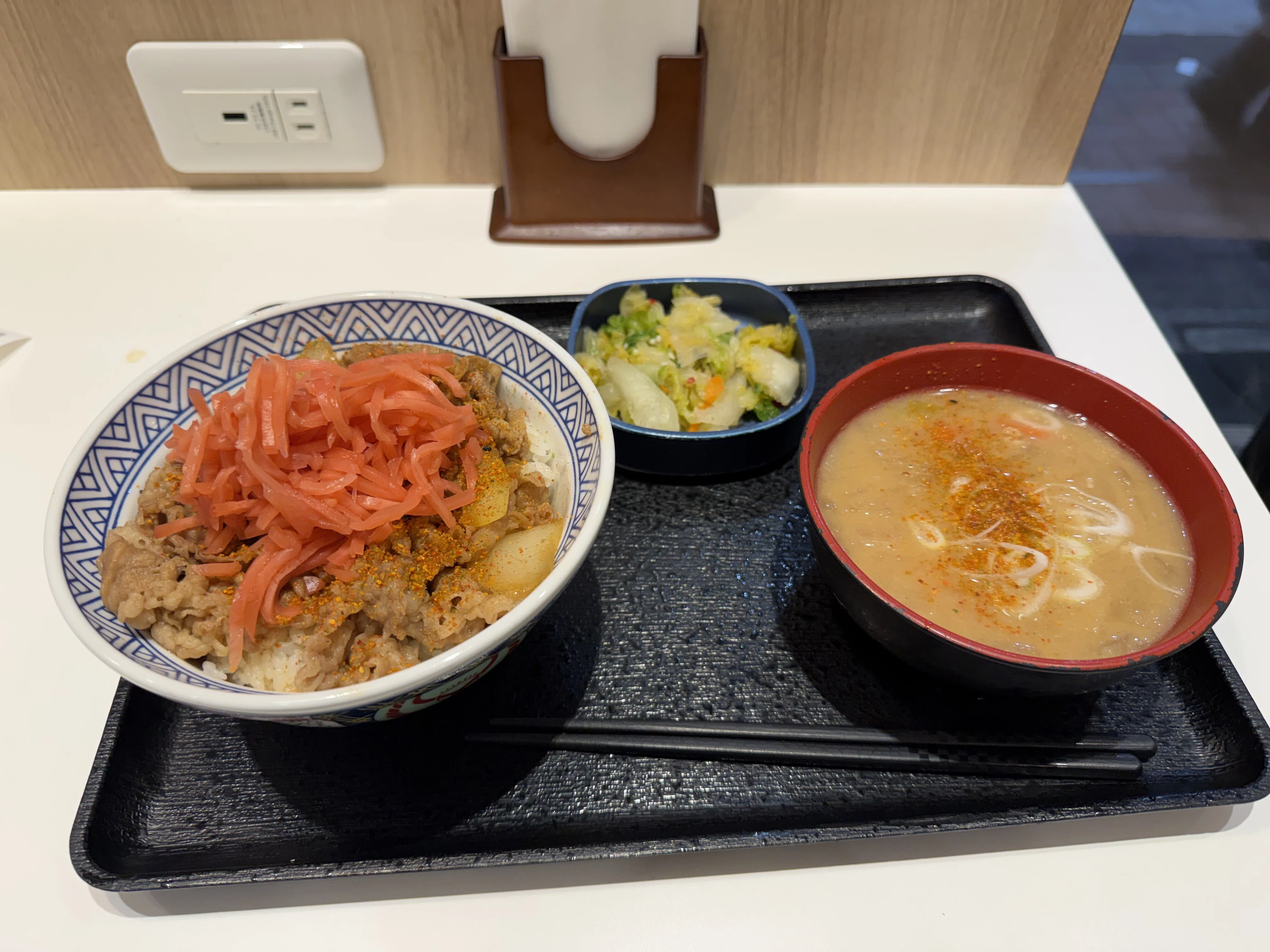牛丼一筋80年？】吉野家｜jaguar
