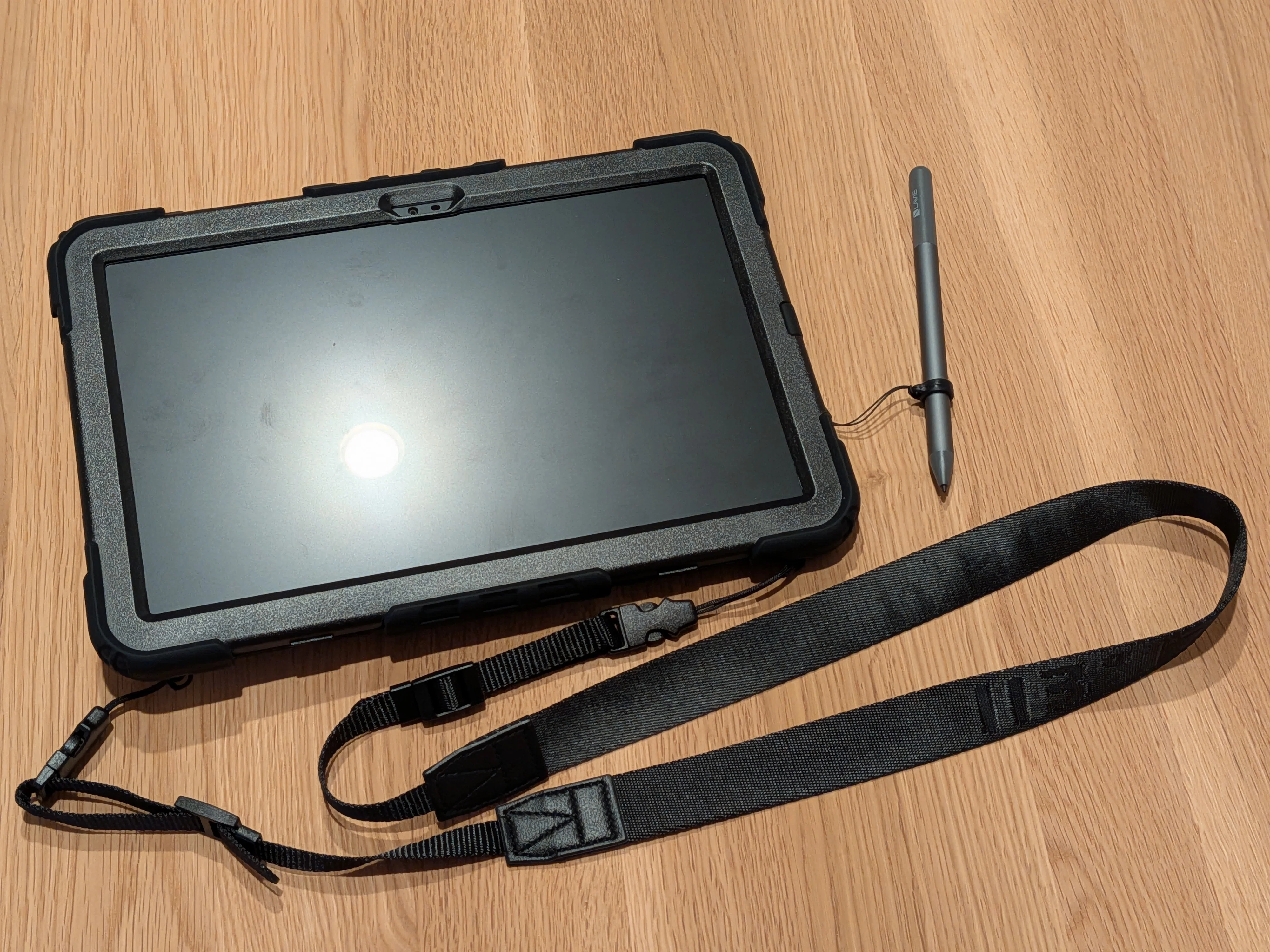 [Review] NEC LAVIE T11N (PC-T1175LAS) (Android Tablet)｜無回転寿司|カメラ、ガジェット大好き！
