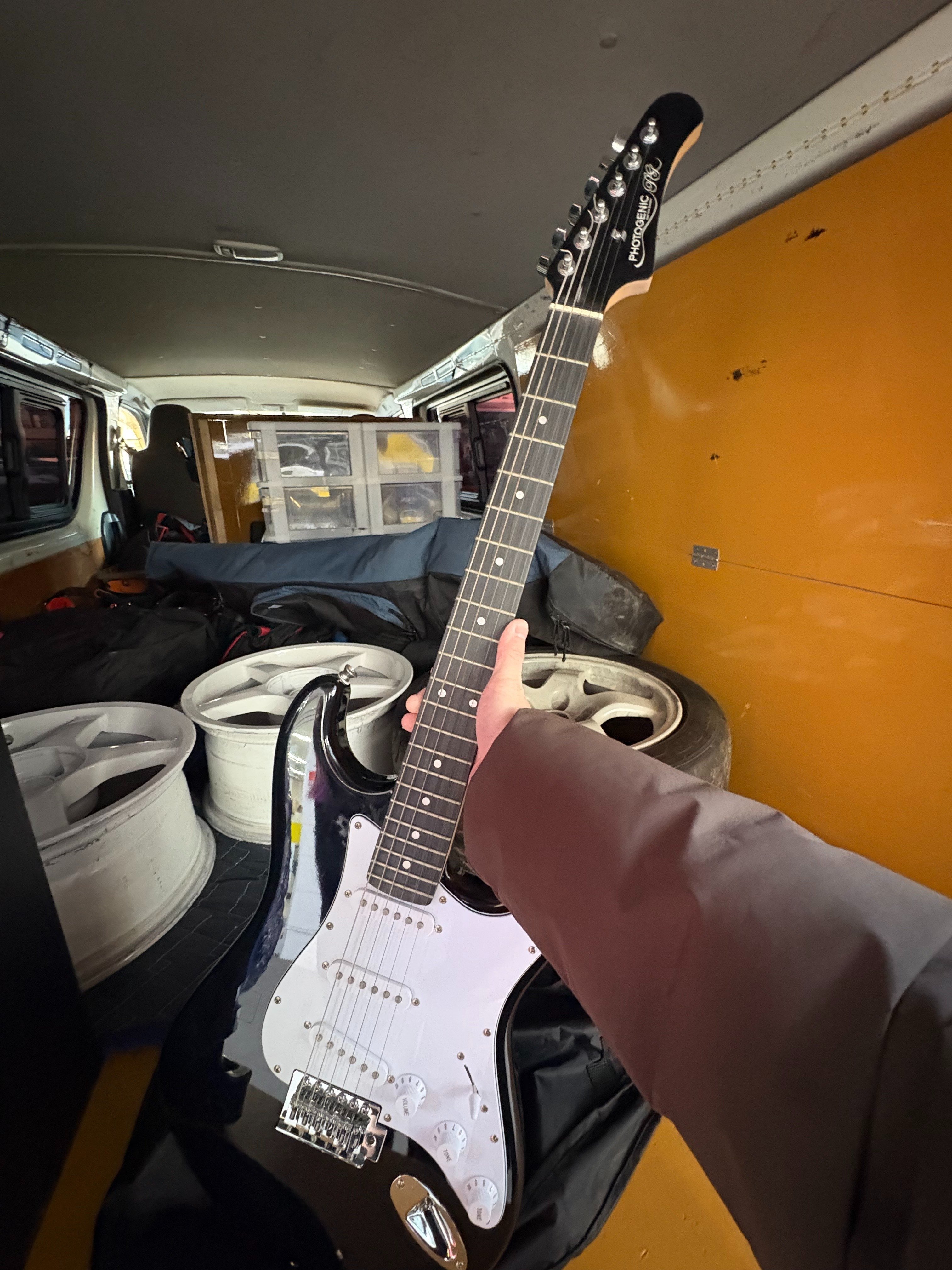 4000円のストラトにハムをぶち込む!|深思想議会 4000円のストラトにハムをぶち込む!|深思想議会