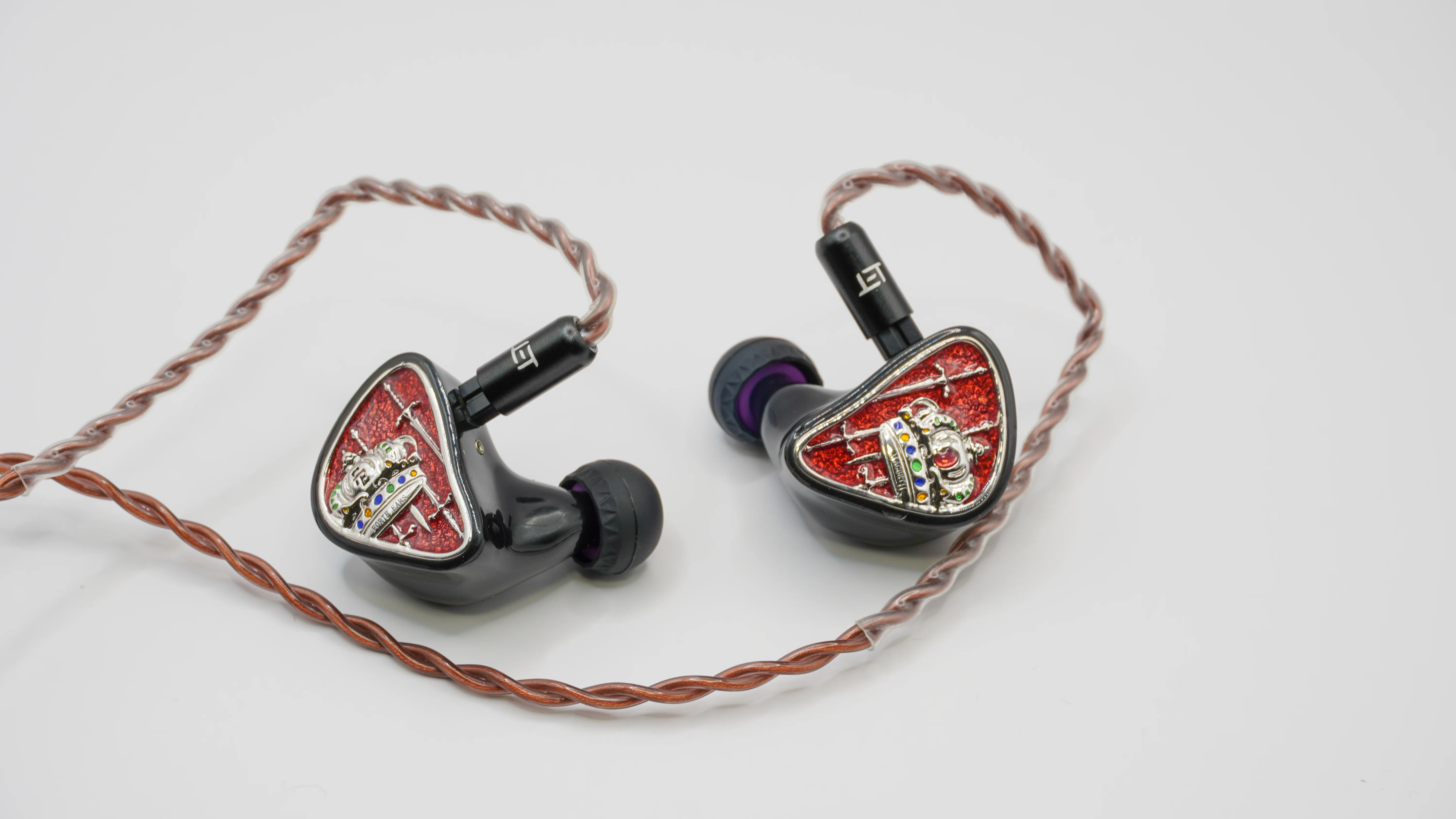 Forté Ears】プロが『Macbeth』を聴くと何が見える？“音に包まれる